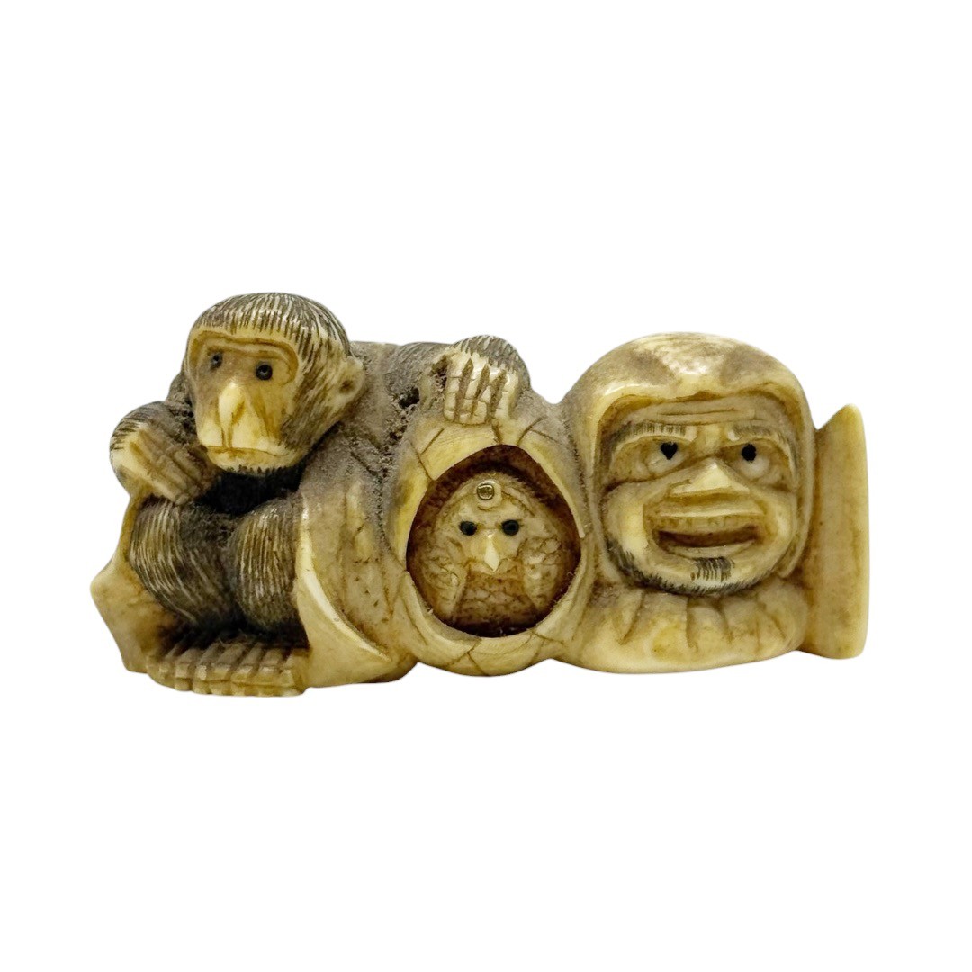 Showa period Japanese carved bone monkey chick & farmer figurine - photo 2
