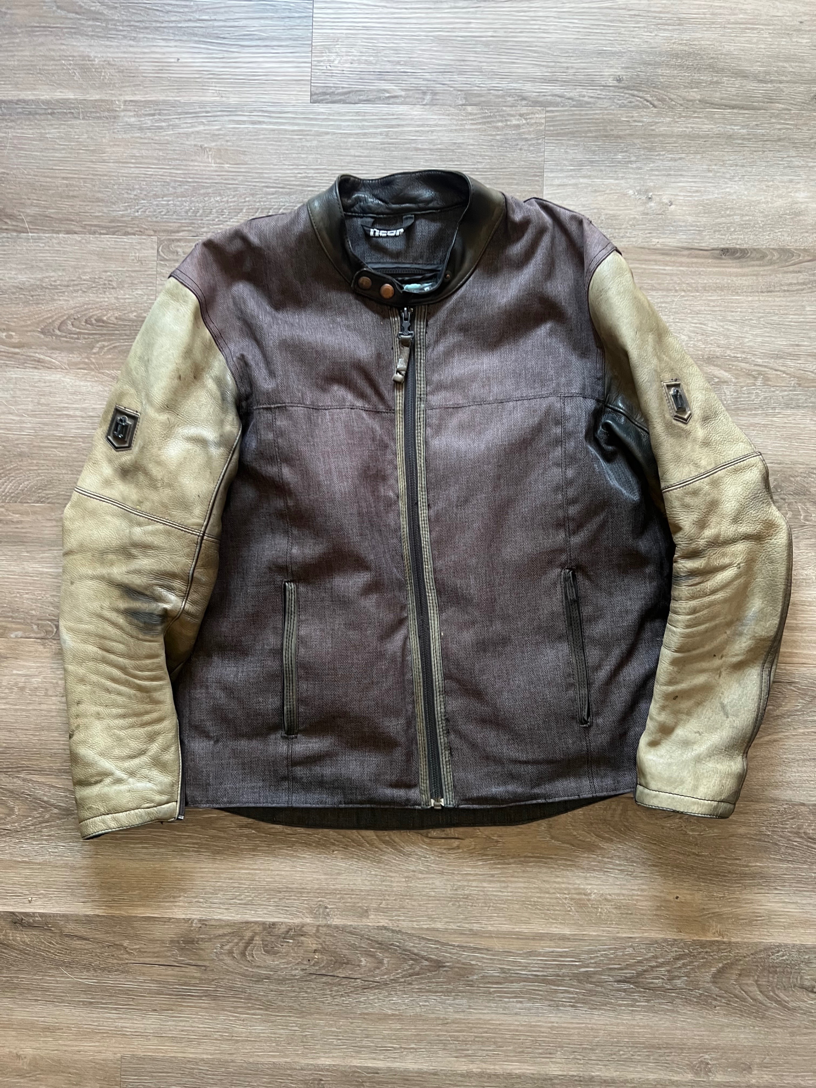 Icon 1000 Vigilante Leather/Textile Jacket - Size Medium - photo 3