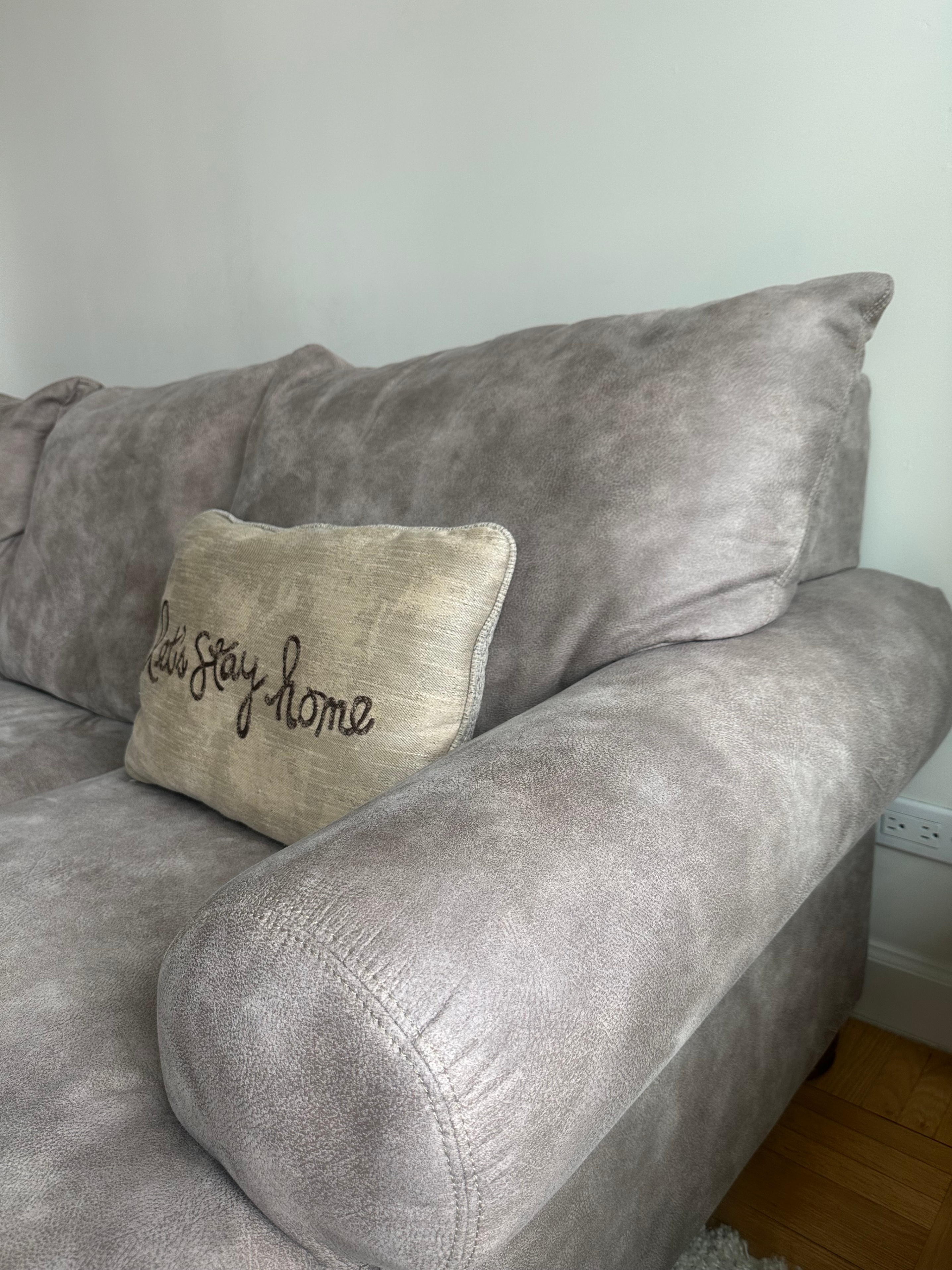 Briarcliff Loveseat - photo 3