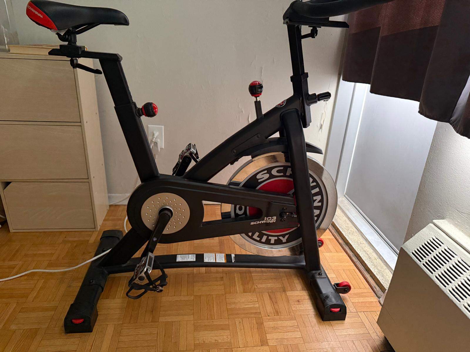 Schwinn IC3 Indoor Cycling Bike - photo 2