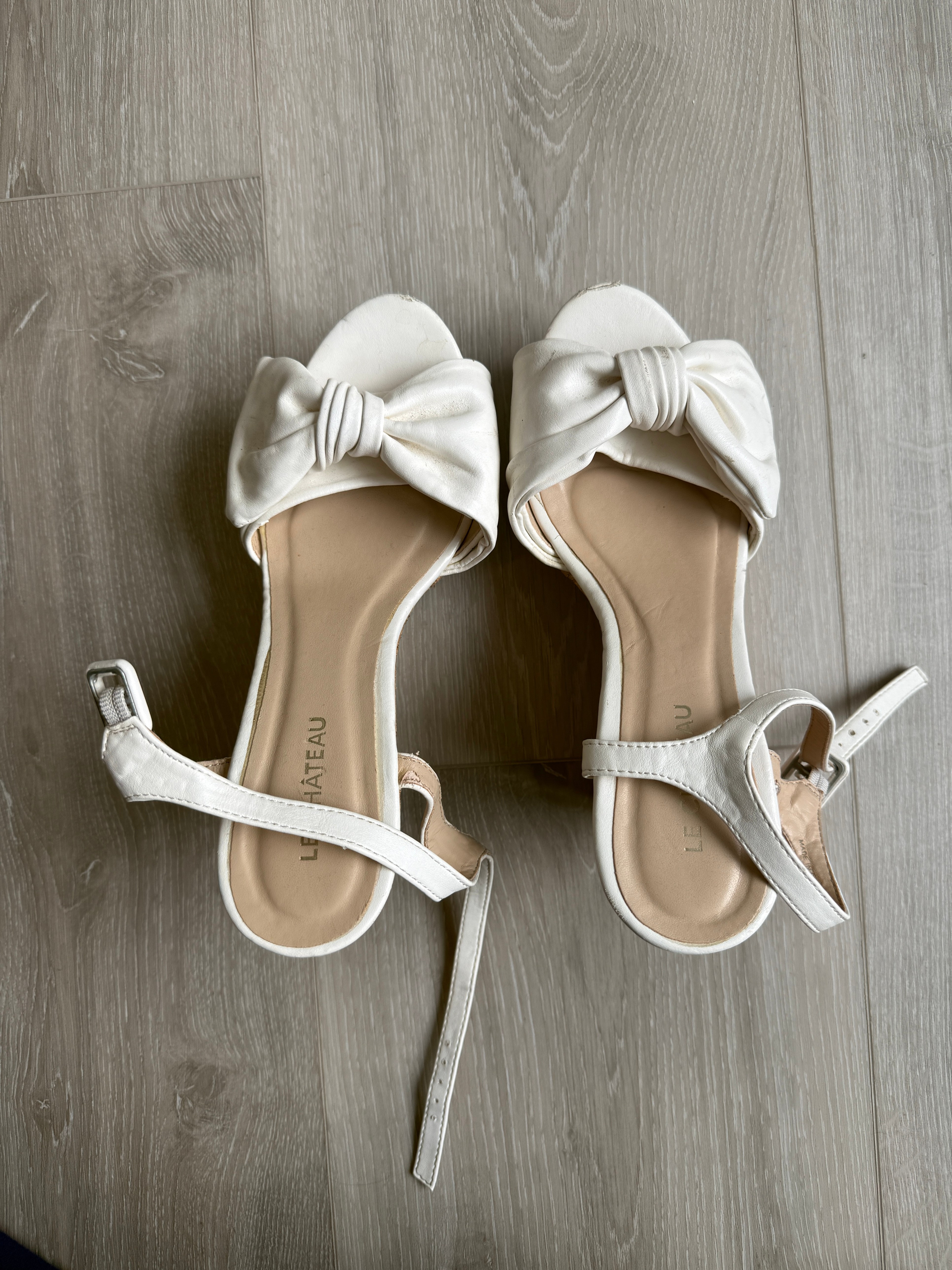 Le Château White Bow Cork Wedge Sandals Size 36 - photo 3