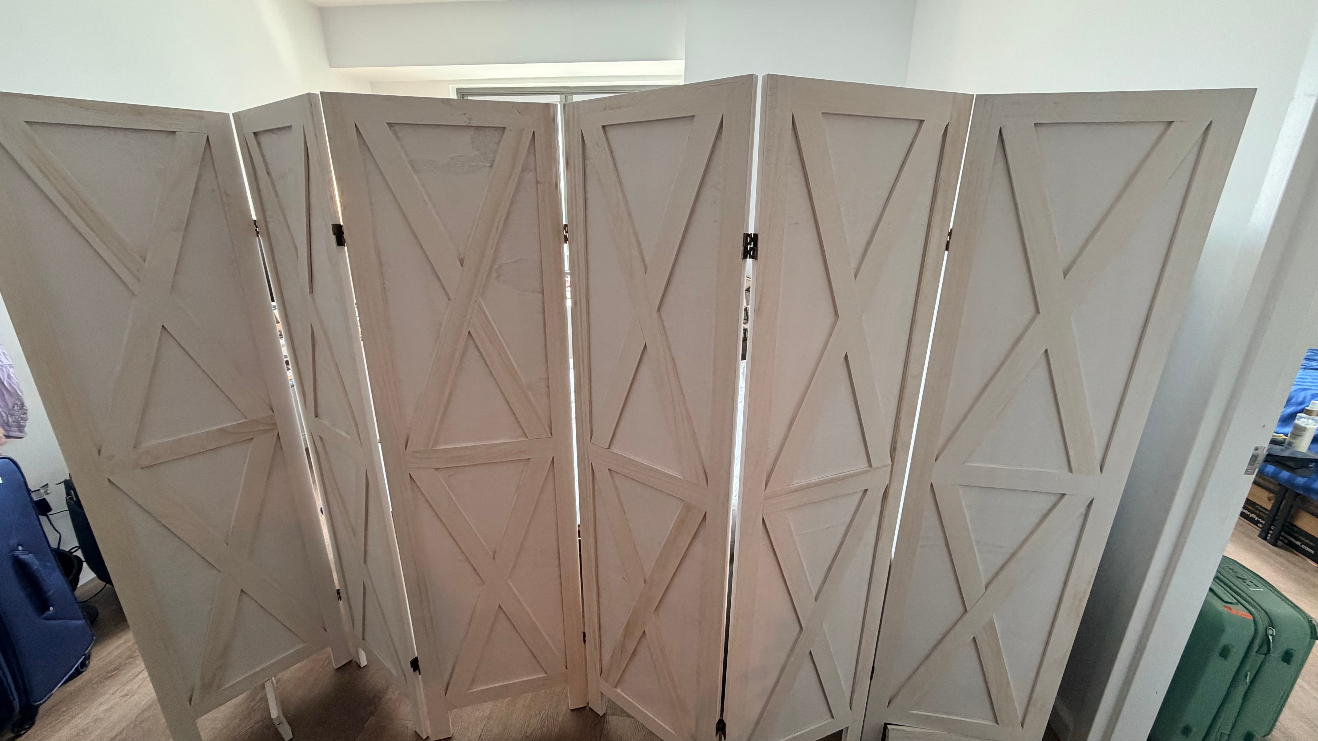 6-Panel Folding Room Divider - Rustic White Barn Door - photo 2