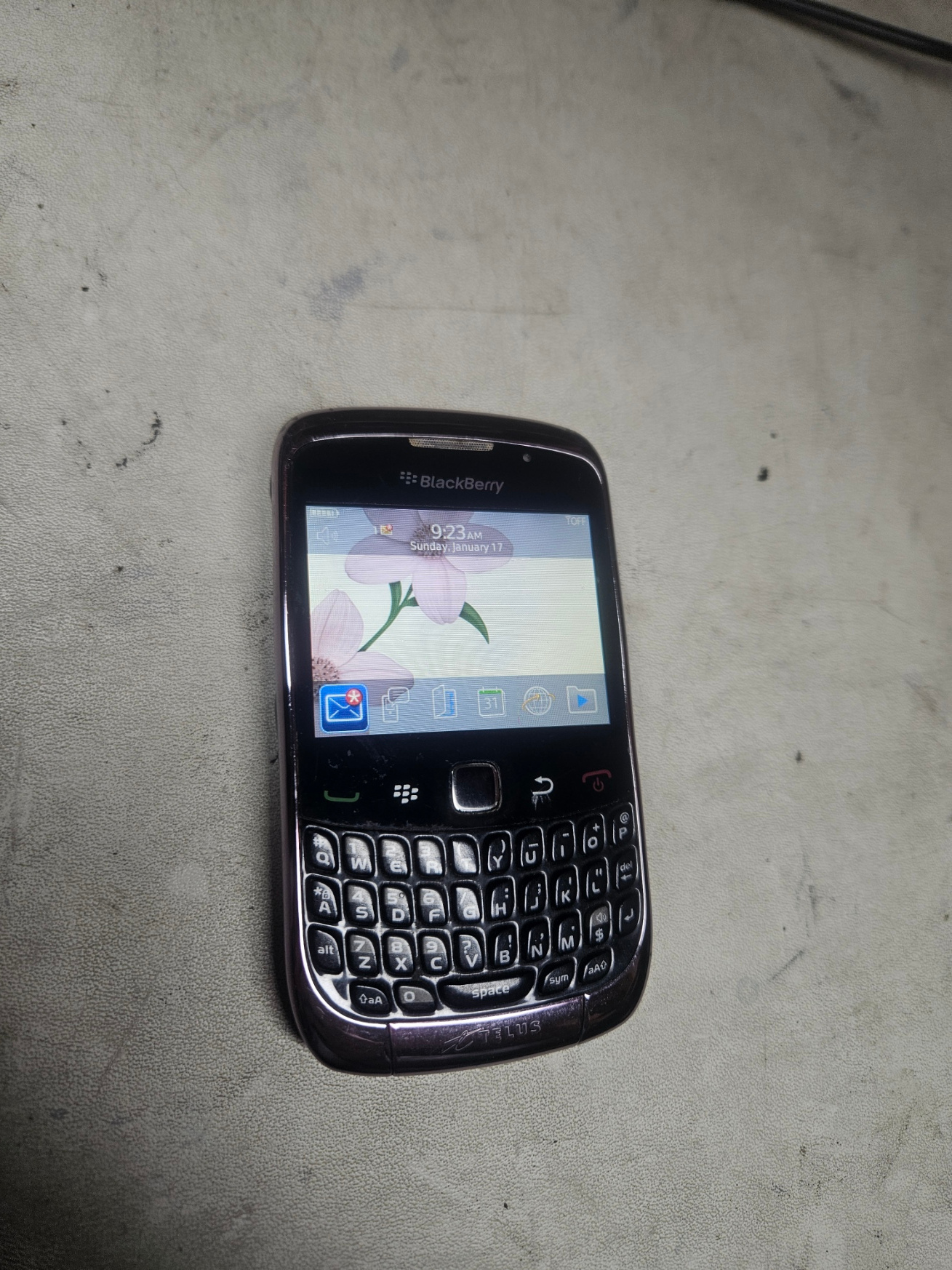 Factory Reset BlackBerry 9300 Curve 3G – Includes USB Cable - photo 2