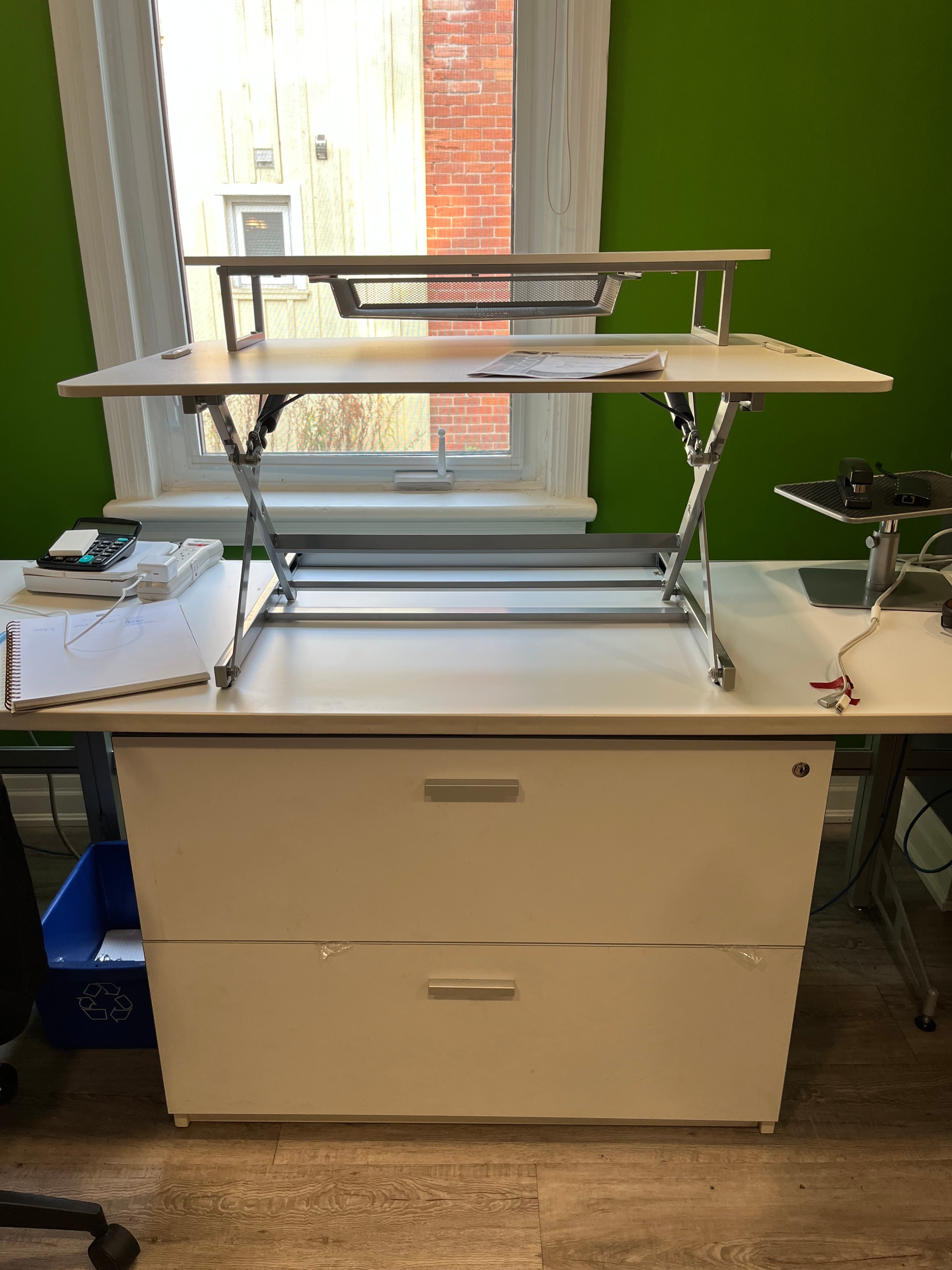 Desktop Sit-Stand Desk Riser