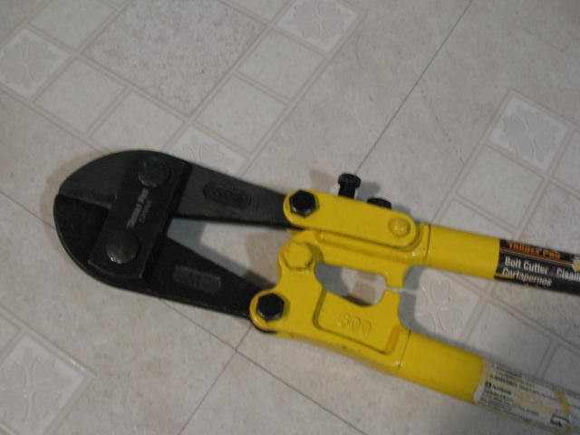 Trades Pro 24 Inch Bolt Cutter - photo 4