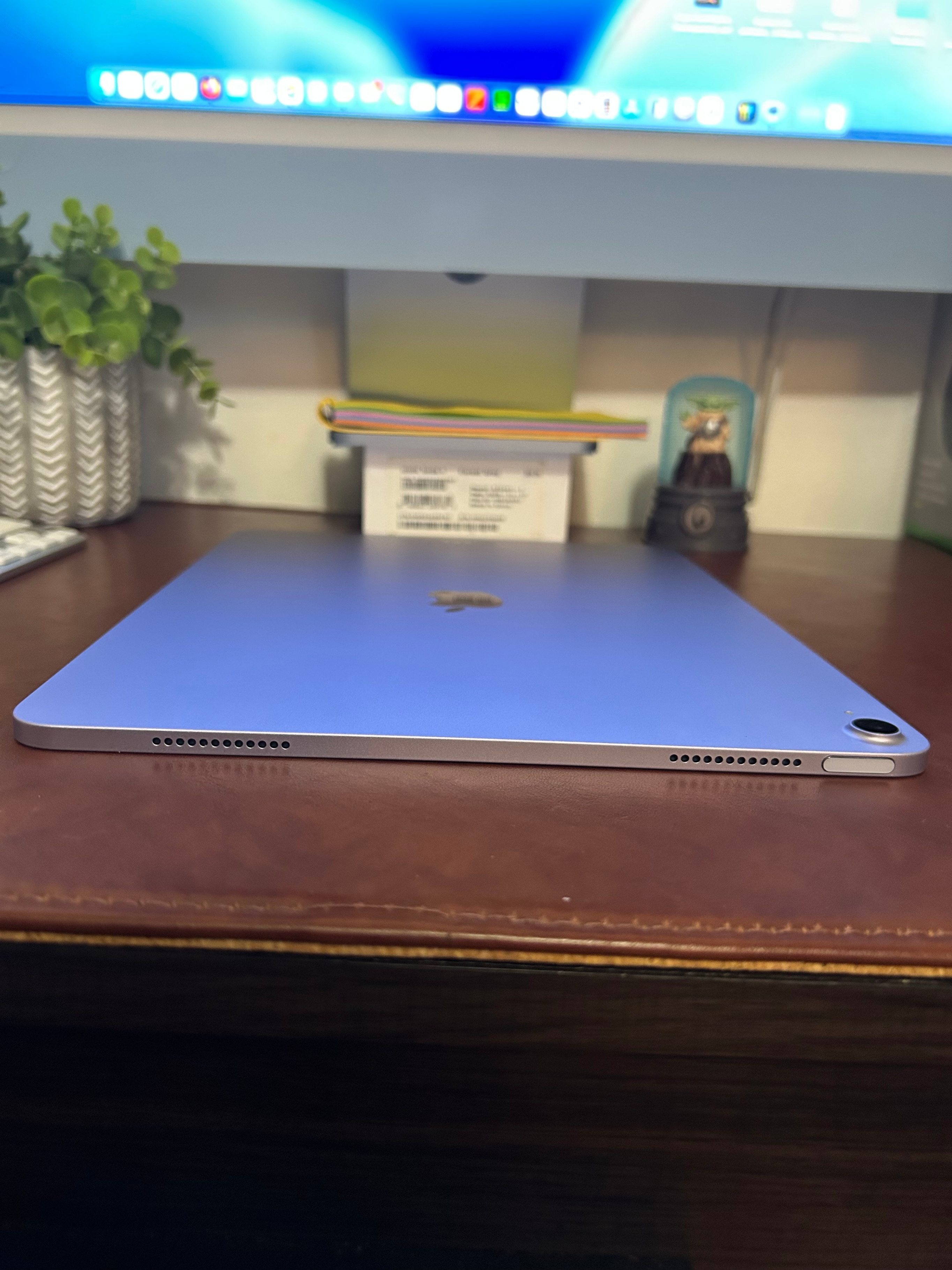 Apple iPad Air 13" M2 (2024) 256GB Purple - Excellent Condition - photo 4