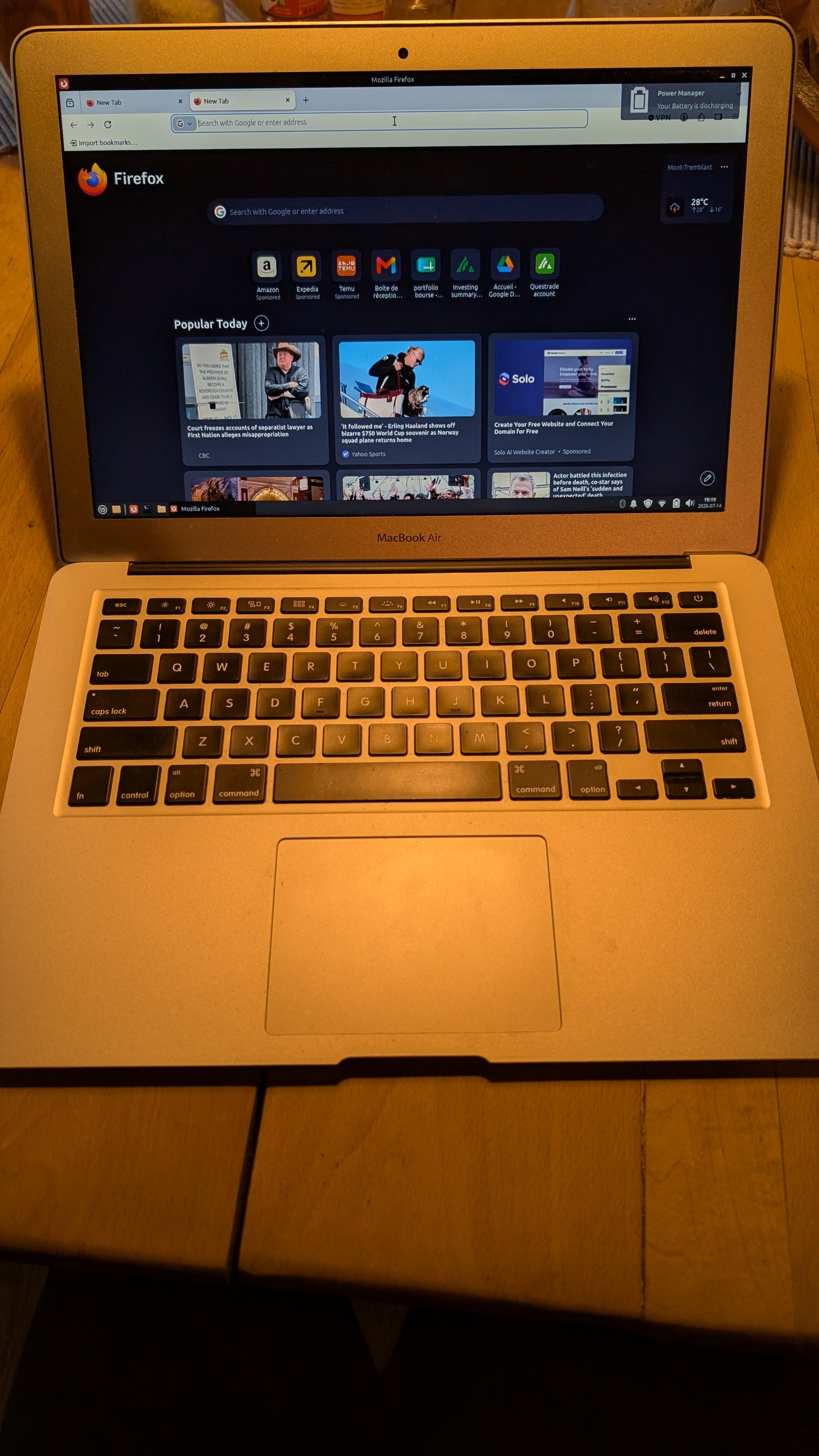 Apple MacBook Air 13" (2014) Laptop