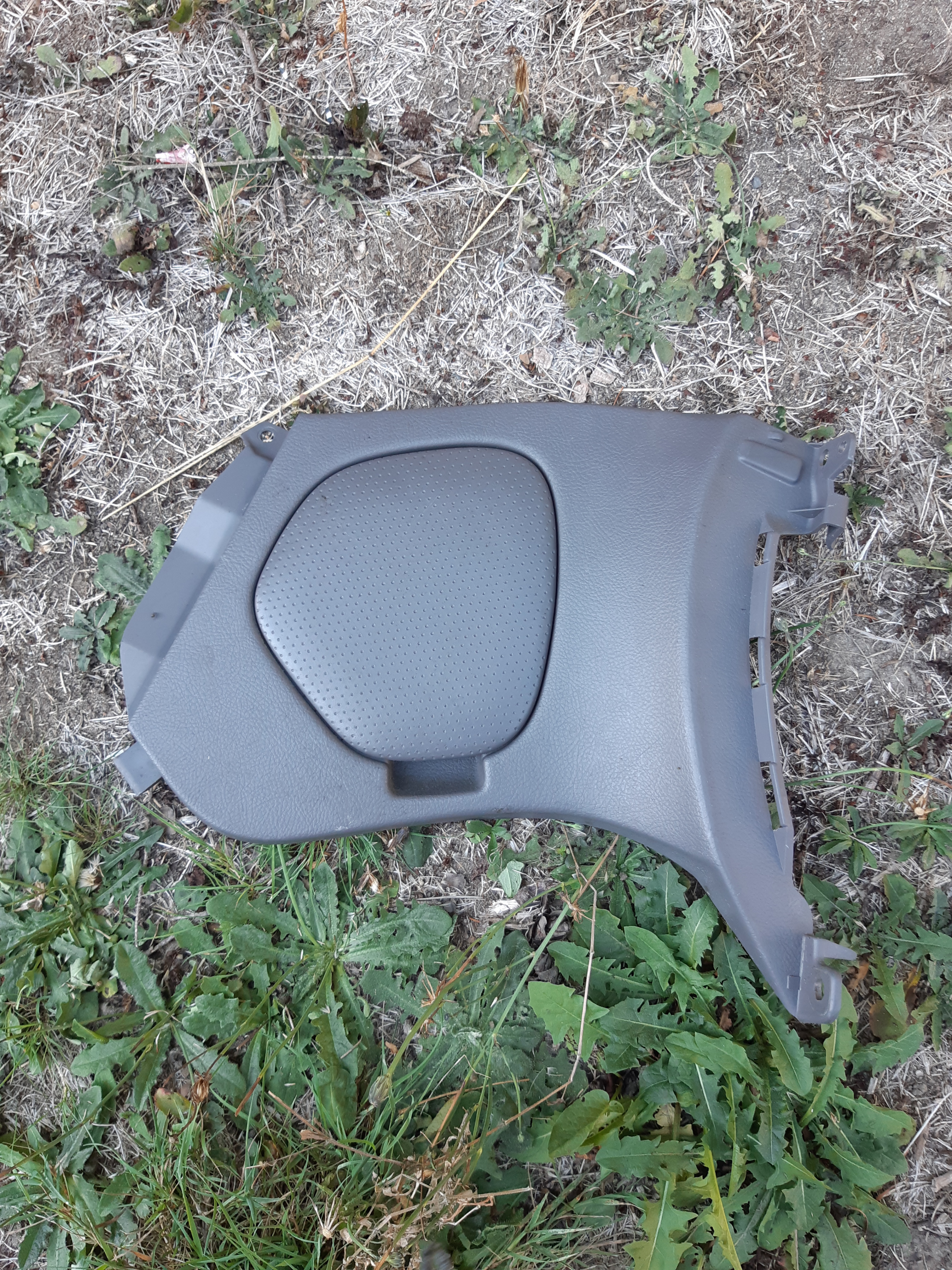 Toyota Celica 00-05 GT/GTS Fuse Cover