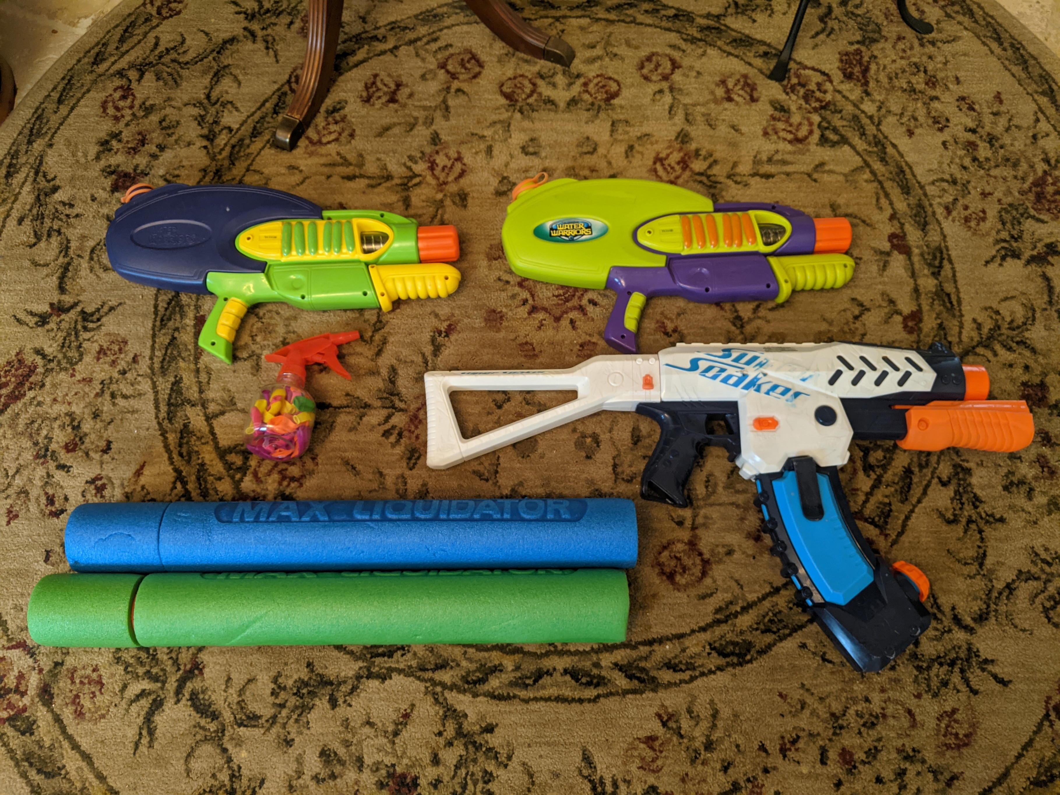 Bucket of Nerf Guns, Water Toys and Outdoor Toys - photo 5