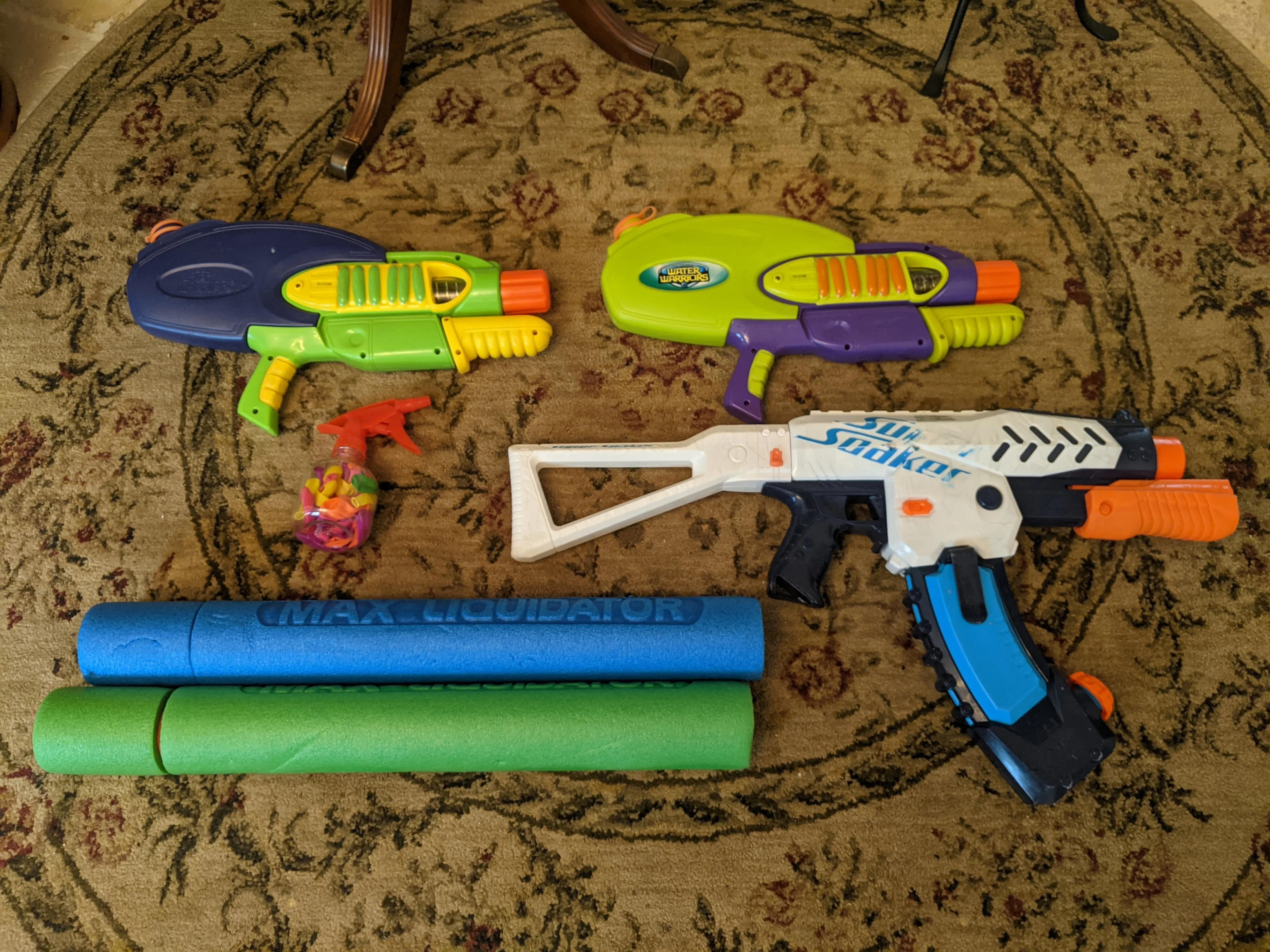 Bucket of Nerf Guns, Water Toys and Outdoor Toys - photo 5