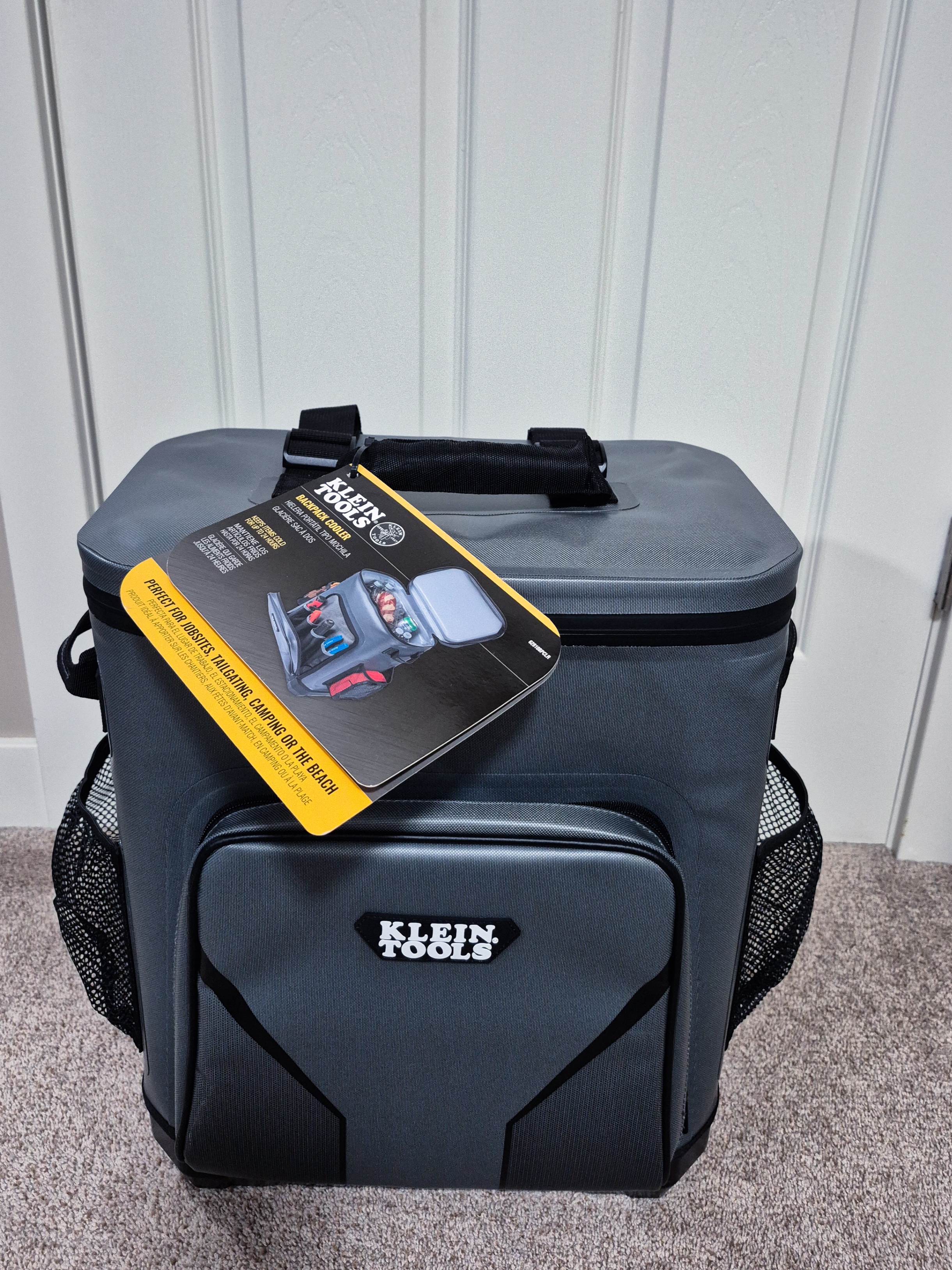 New with Tags! Klein Tools Backpack Cooler Model 62810BPCLR