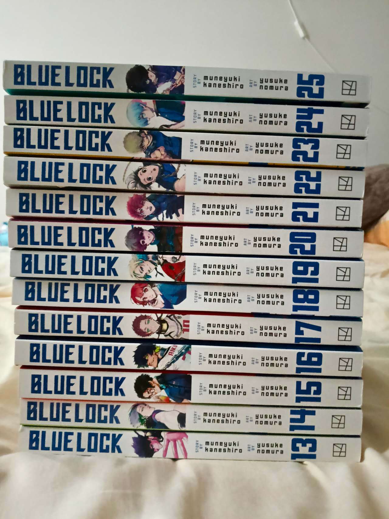 Blue Lock manga volumes 13-25 (bundle of 13 volumes) - photo 3