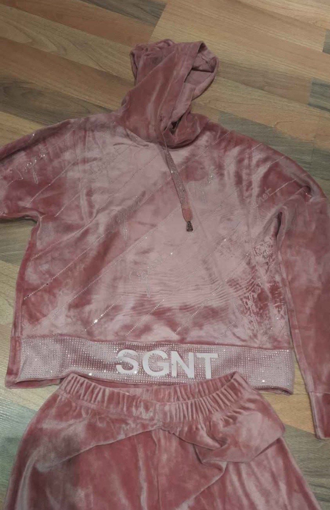 SGNT Pink Velvet Tracksuit Hoodie & Sweatpants Set - photo 2