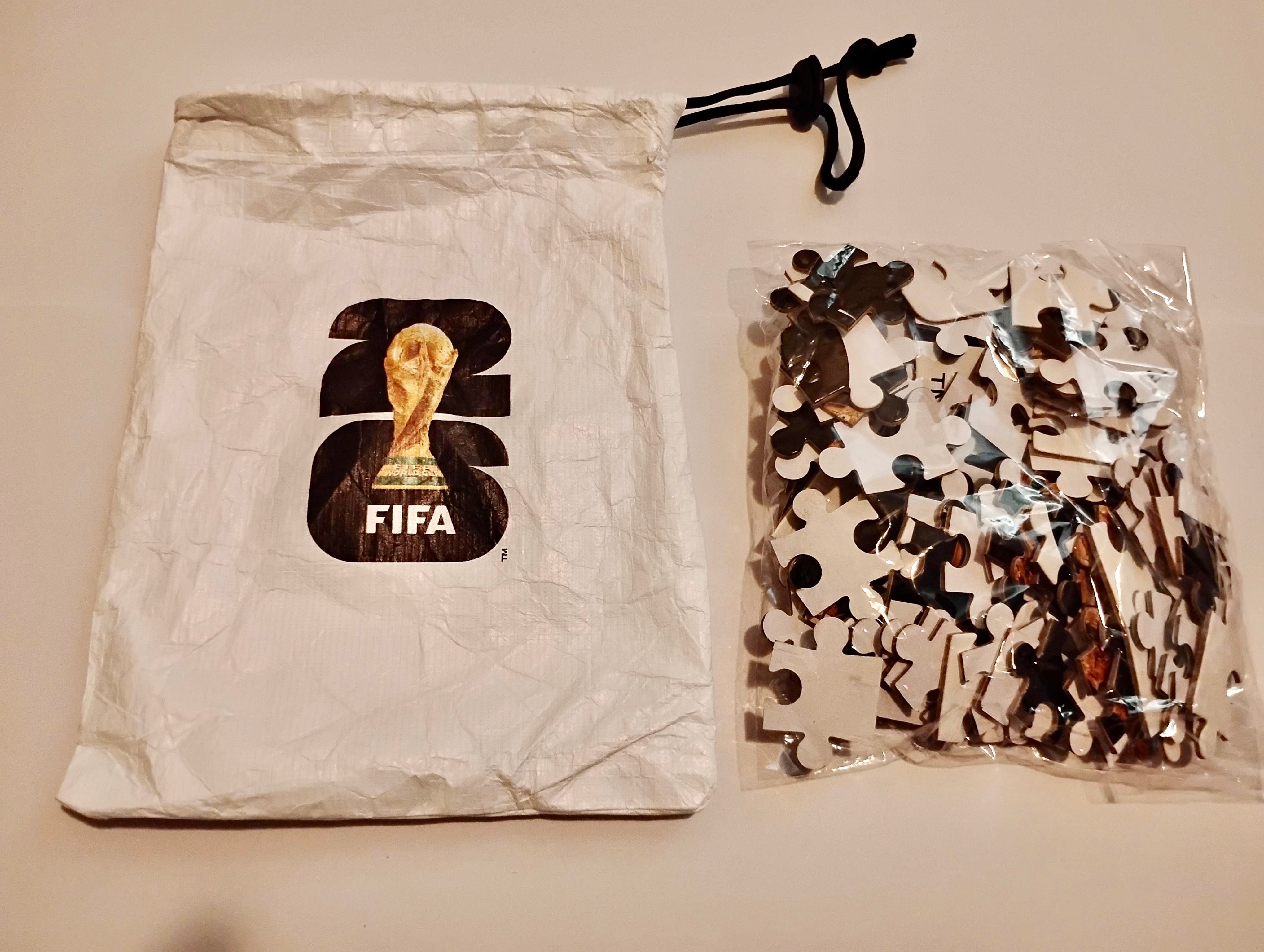 Official Fifa World Cup 2026 Swag Bag ( ALL 6 ITEMS ) - photo 4