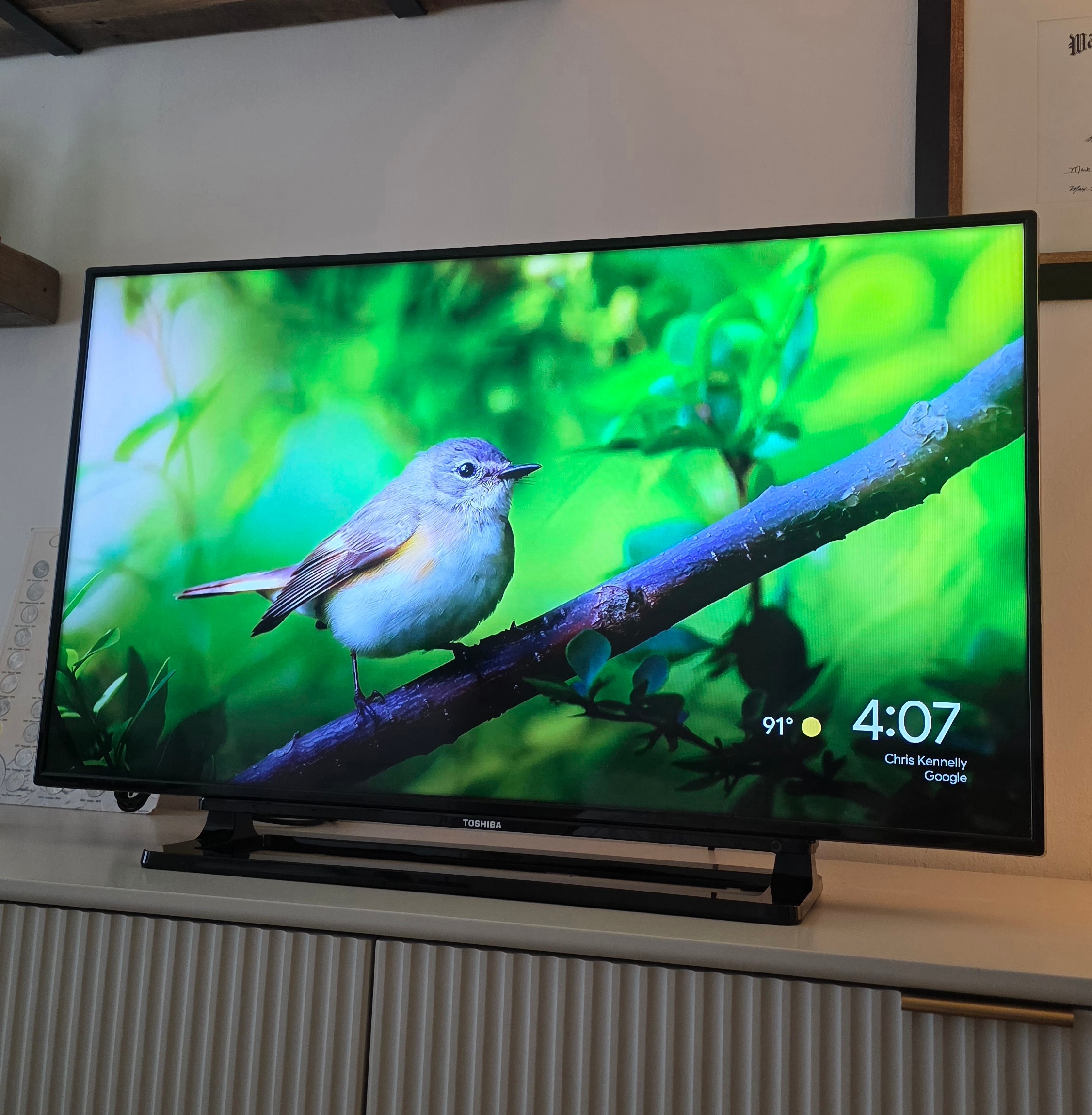 Toshiba 40" LED HDTV (40L310U) – Excellent Condition