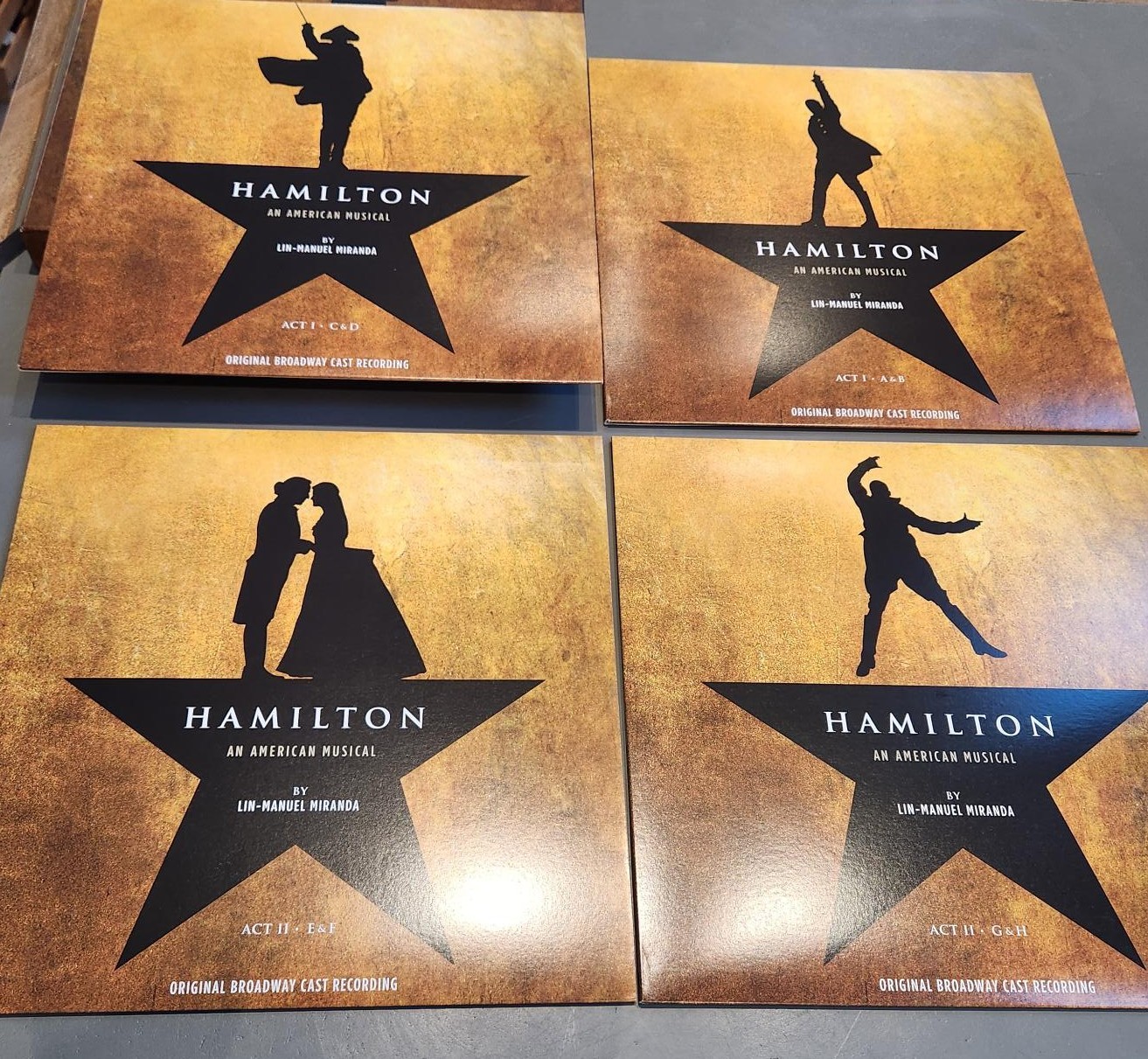 Hamilton Original Cast Box Set on 4 Records w/ Book - photo 4