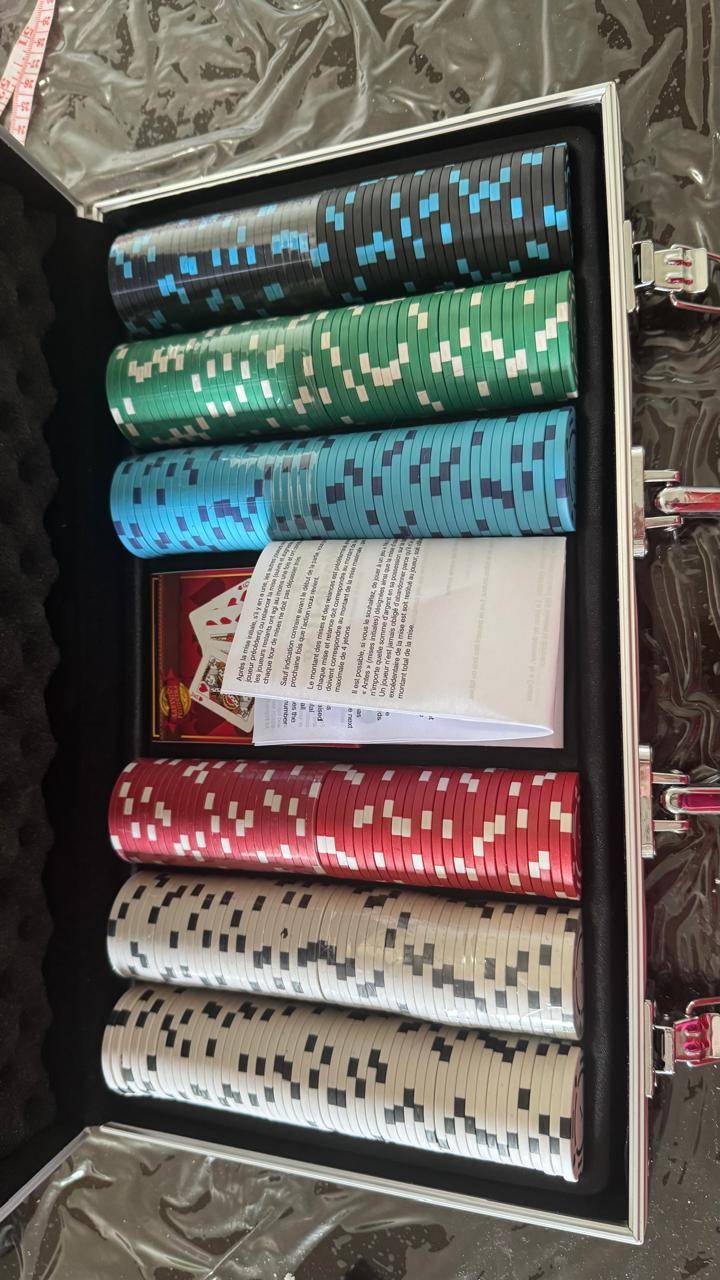 Poker Chip Set with Case - photo 2