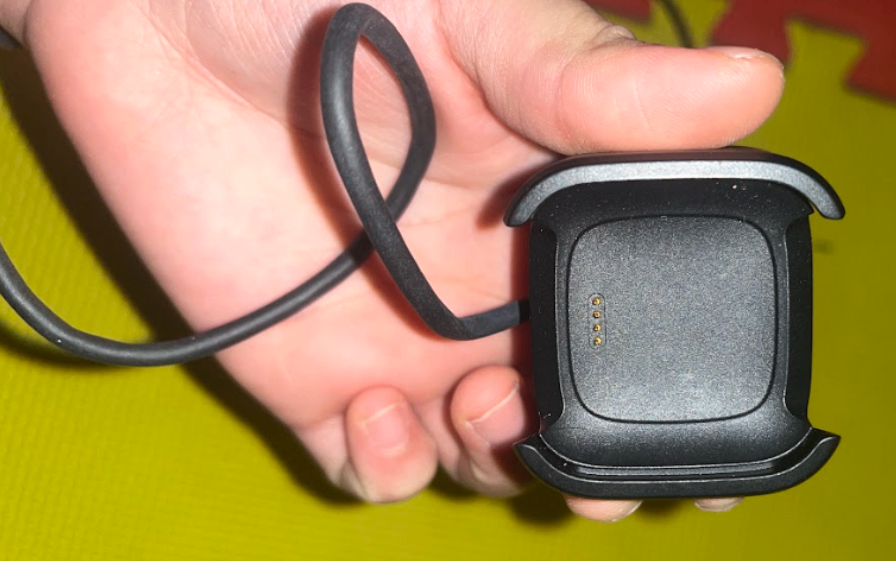 Fitbit Charging Cable for Versa 2 Watch - photo 2