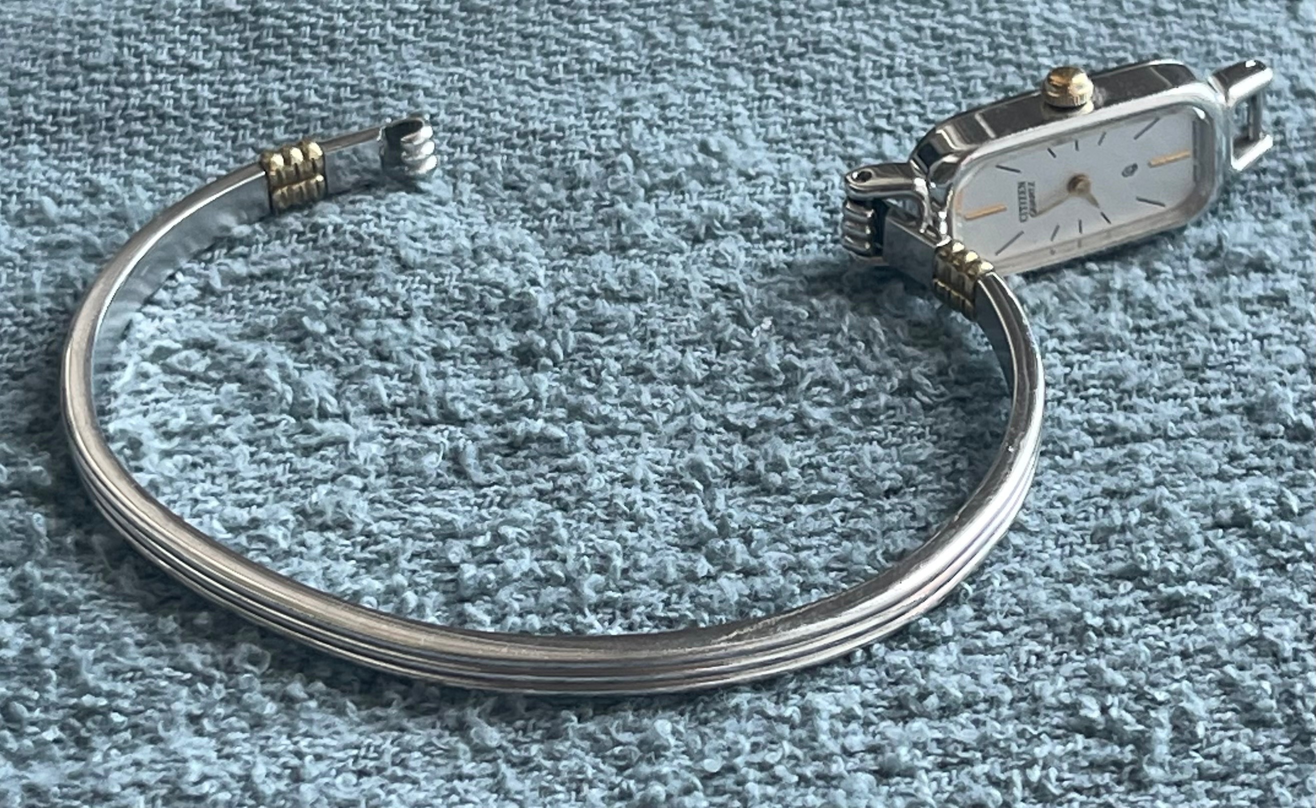 Vintage 1981 Citizen Two-Tone Palladium Bangle Watch - photo 2