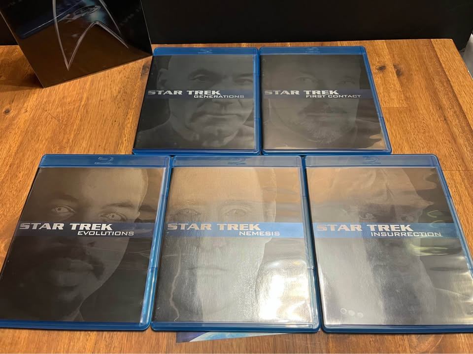 STAR TREK The Next Generation Movies 5 Blu-ray Box Set - photo 3