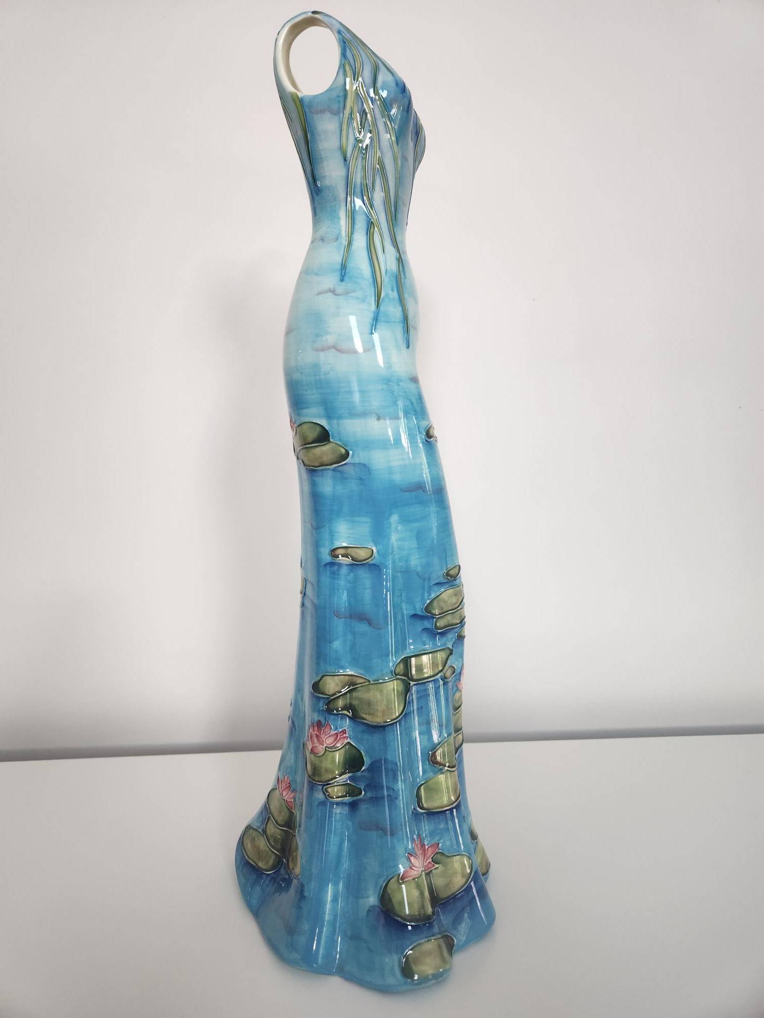 Vintage Benaya Porcelain Dress Vase, Monet "Water Lilies" Theme - photo 2