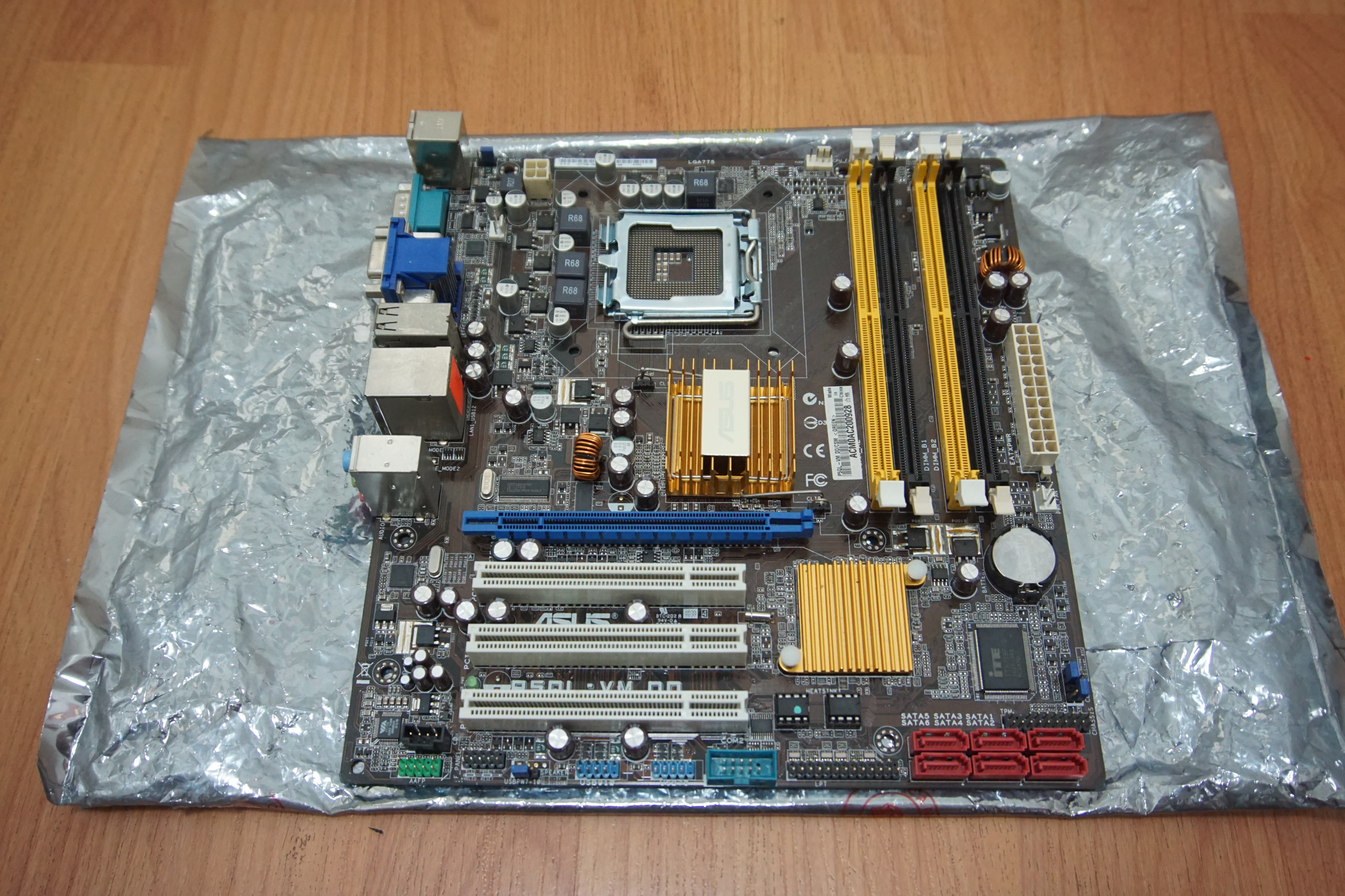 Motherboards - photo 3