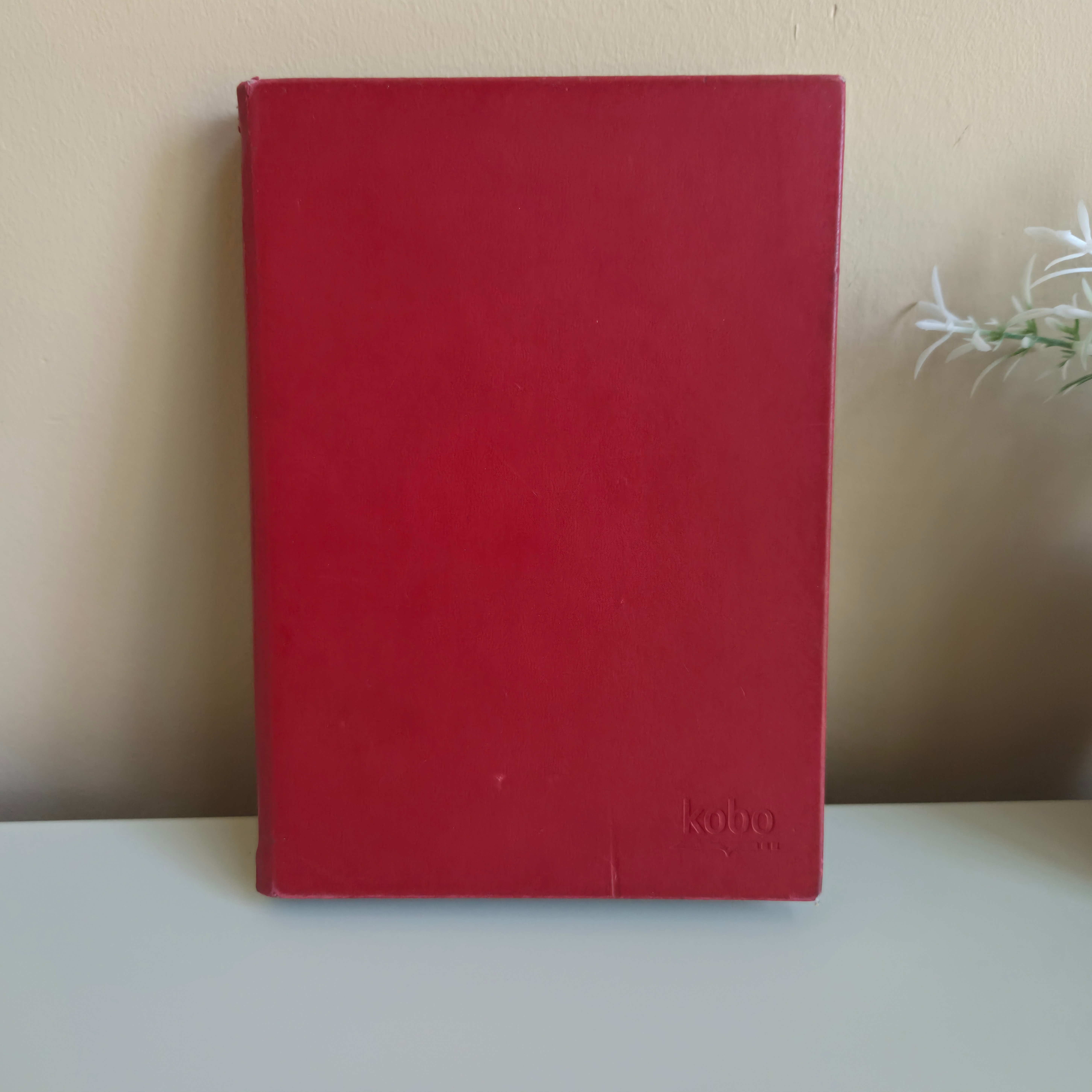 Kobo - Touch eReader With Case & Cable - Pre-Loved! 📖 - photo 5