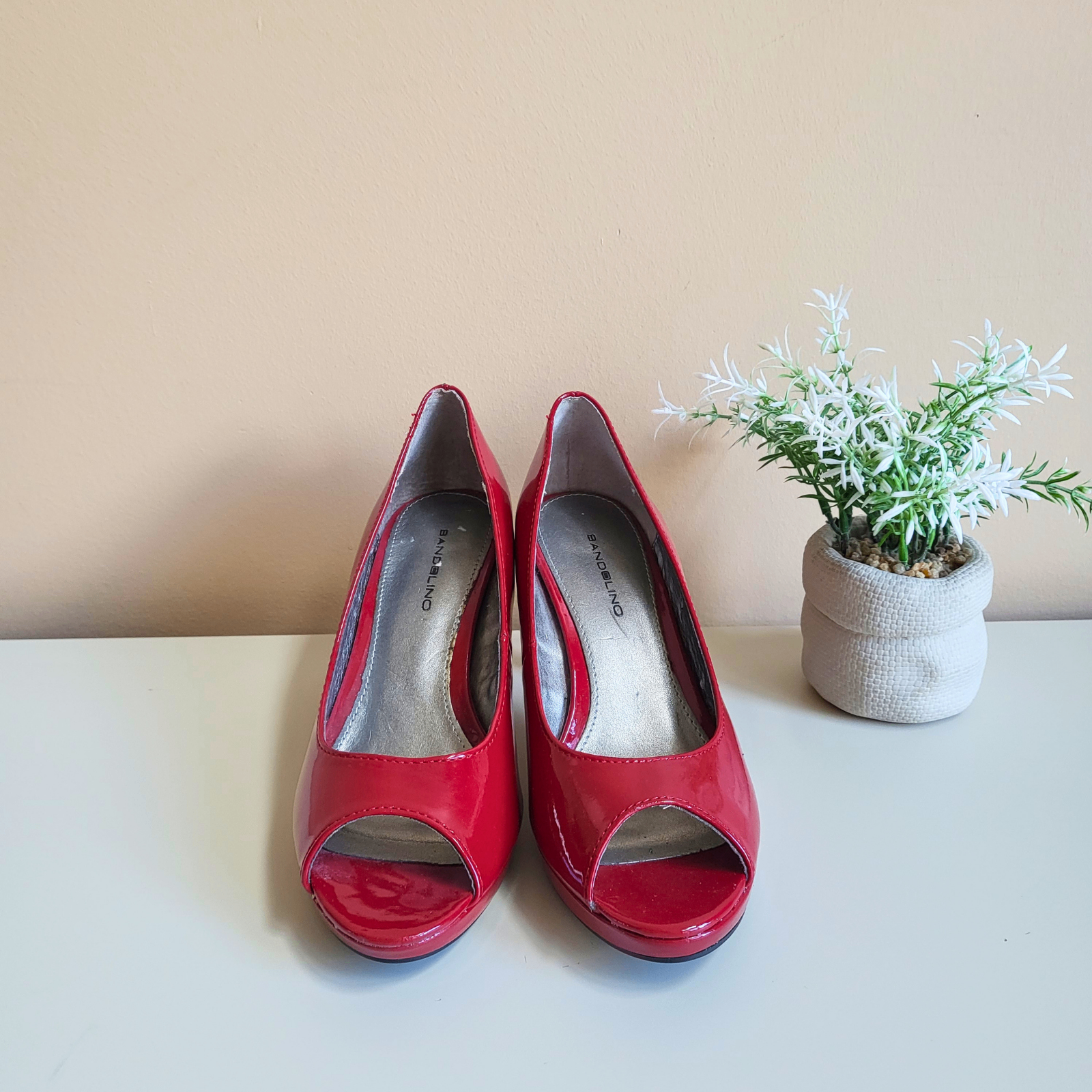 Bandolino - Size 7.5 Red Heels - Pre-Loved! 👠