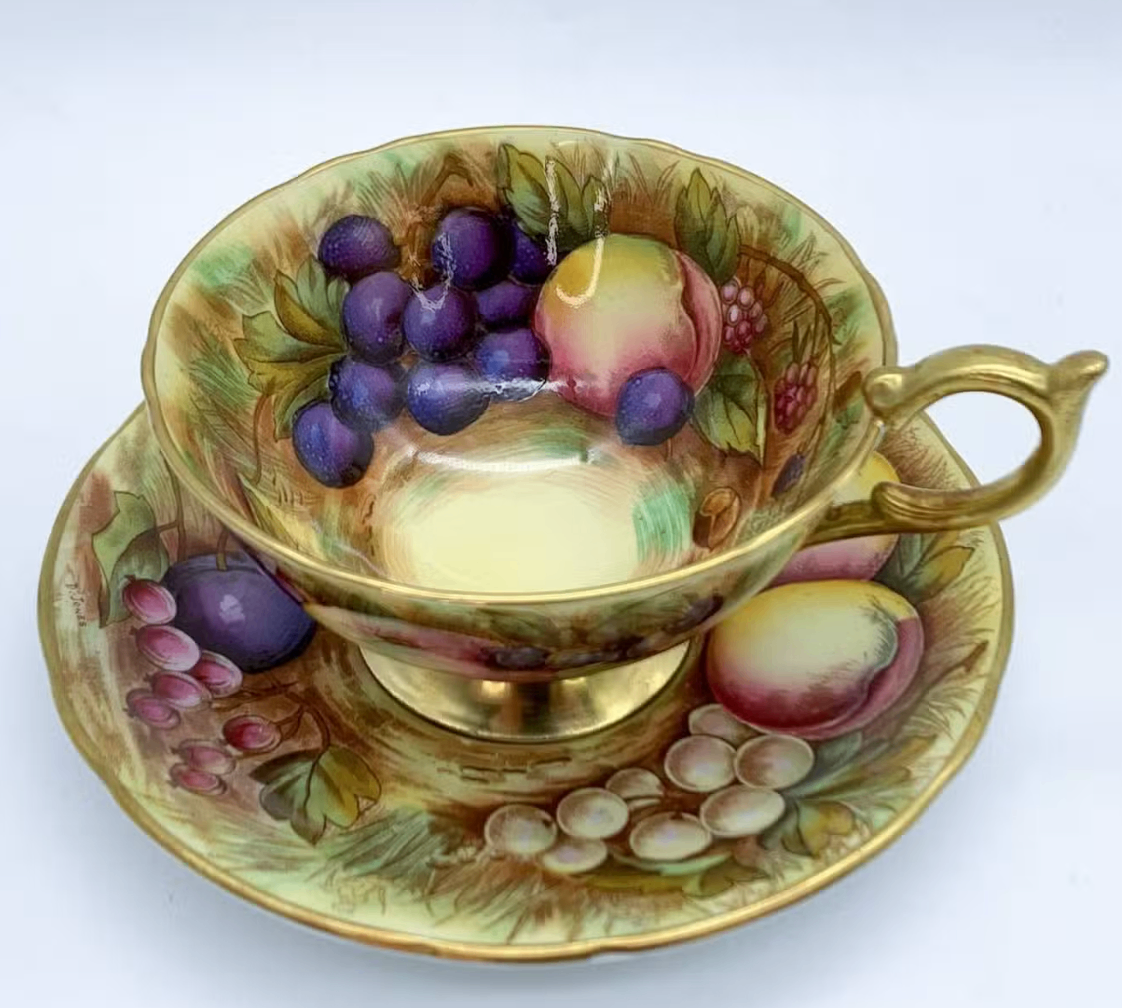 Vintage Aynsley "Orchard Fruit" Teacup & Saucer Collection - photo 3
