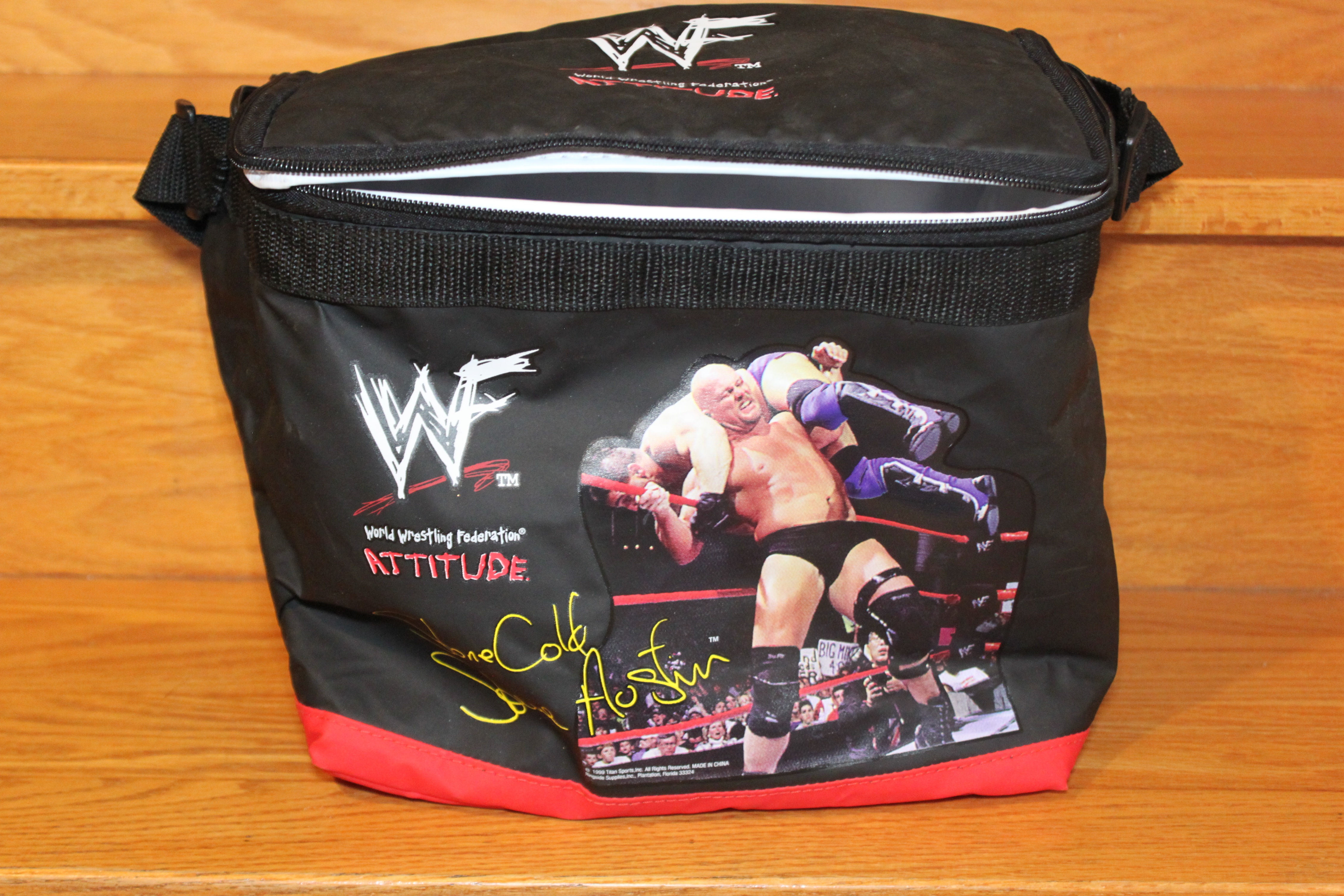 WWF/WWE Attitude Era Stone Cold Steve Austin Lunch Bag