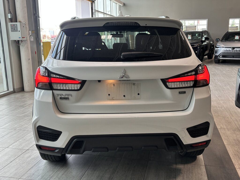 2021 Mitsubishi RVR - photo 4