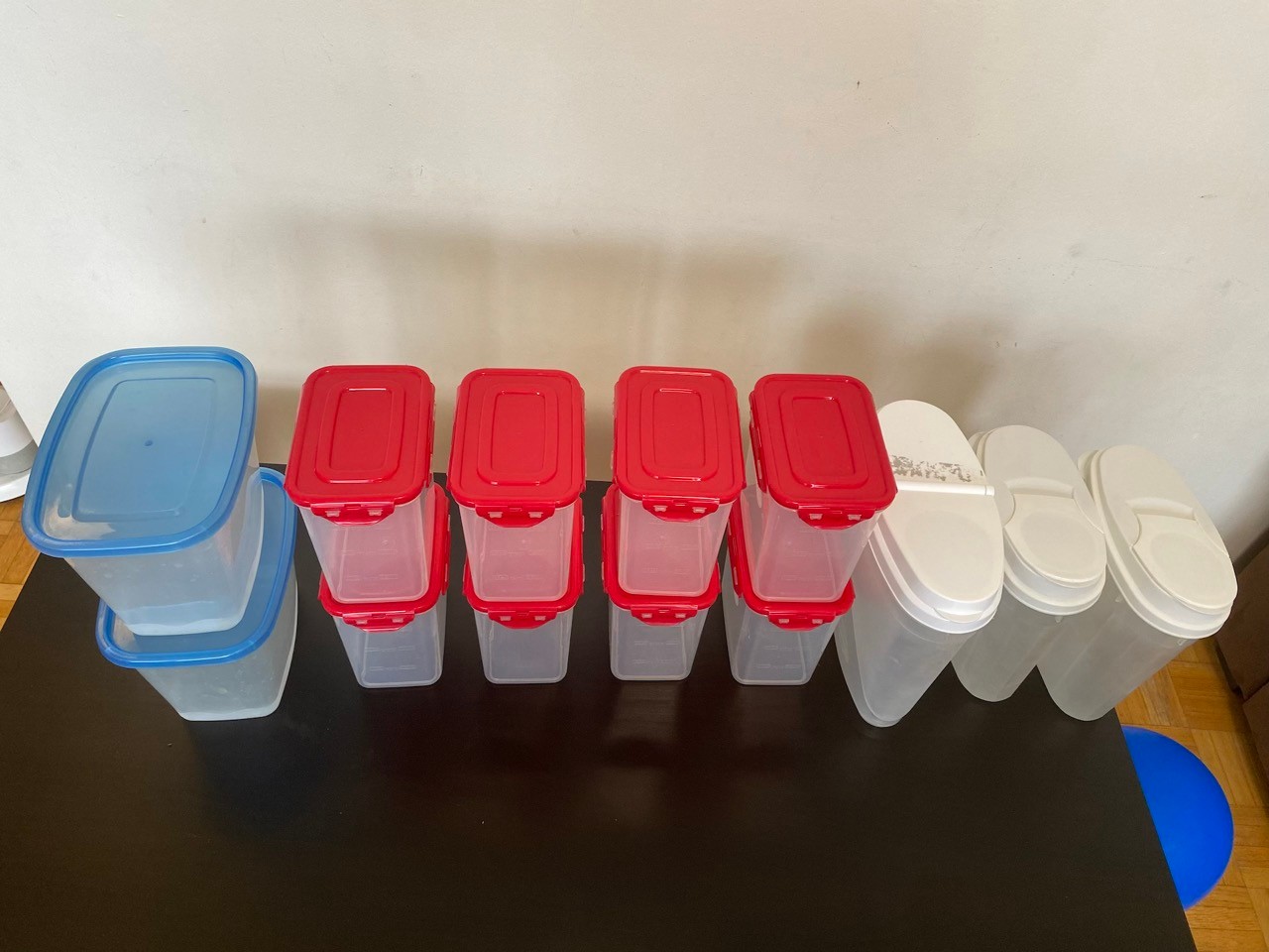 13 Kitchen Storage Containers – Organize Pantry – $25 for All - photo 2