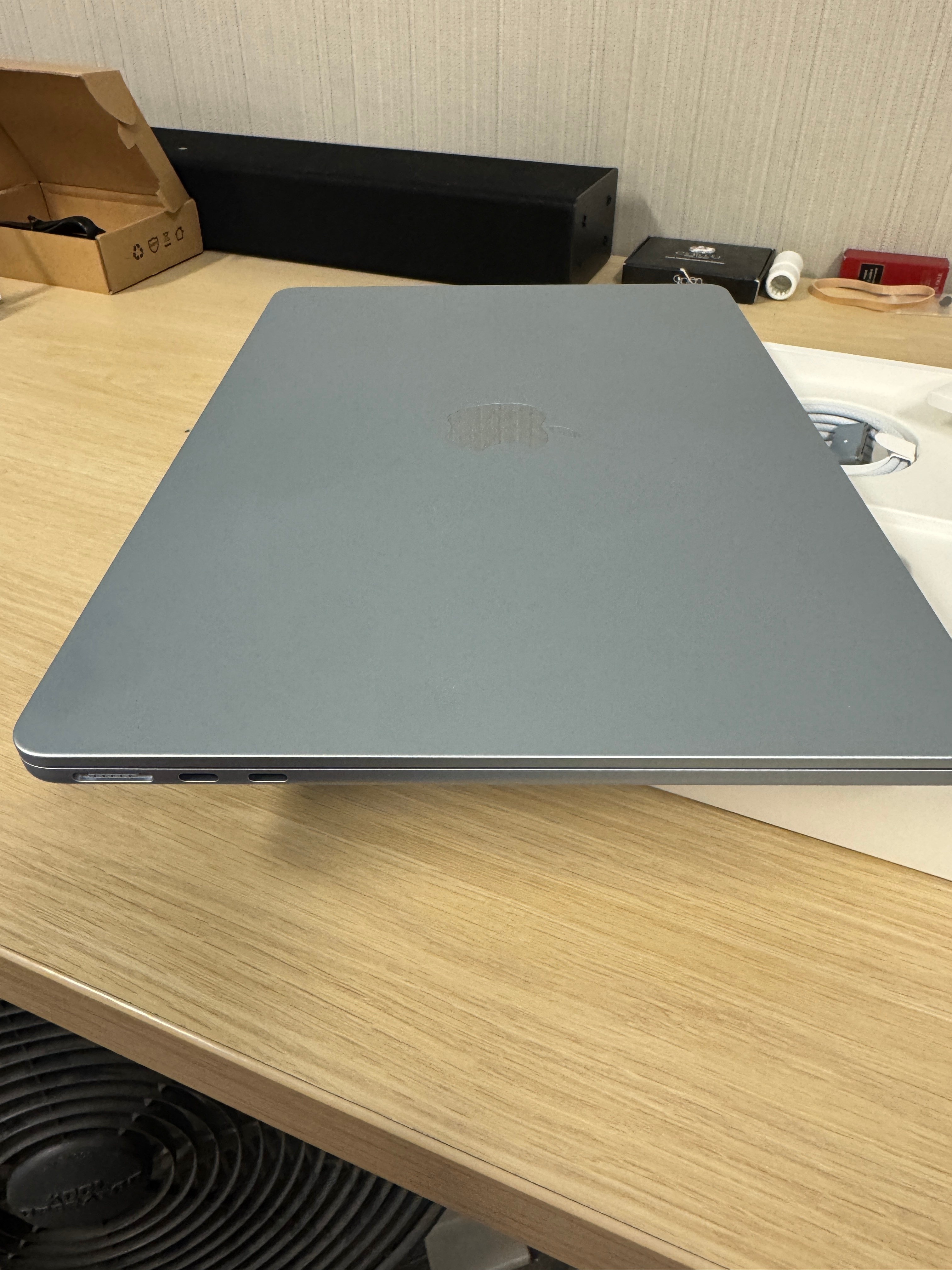 Apple MacBook Air 13" M4 chip 16GB RAM 256GB SSD Sky Blue - photo 3