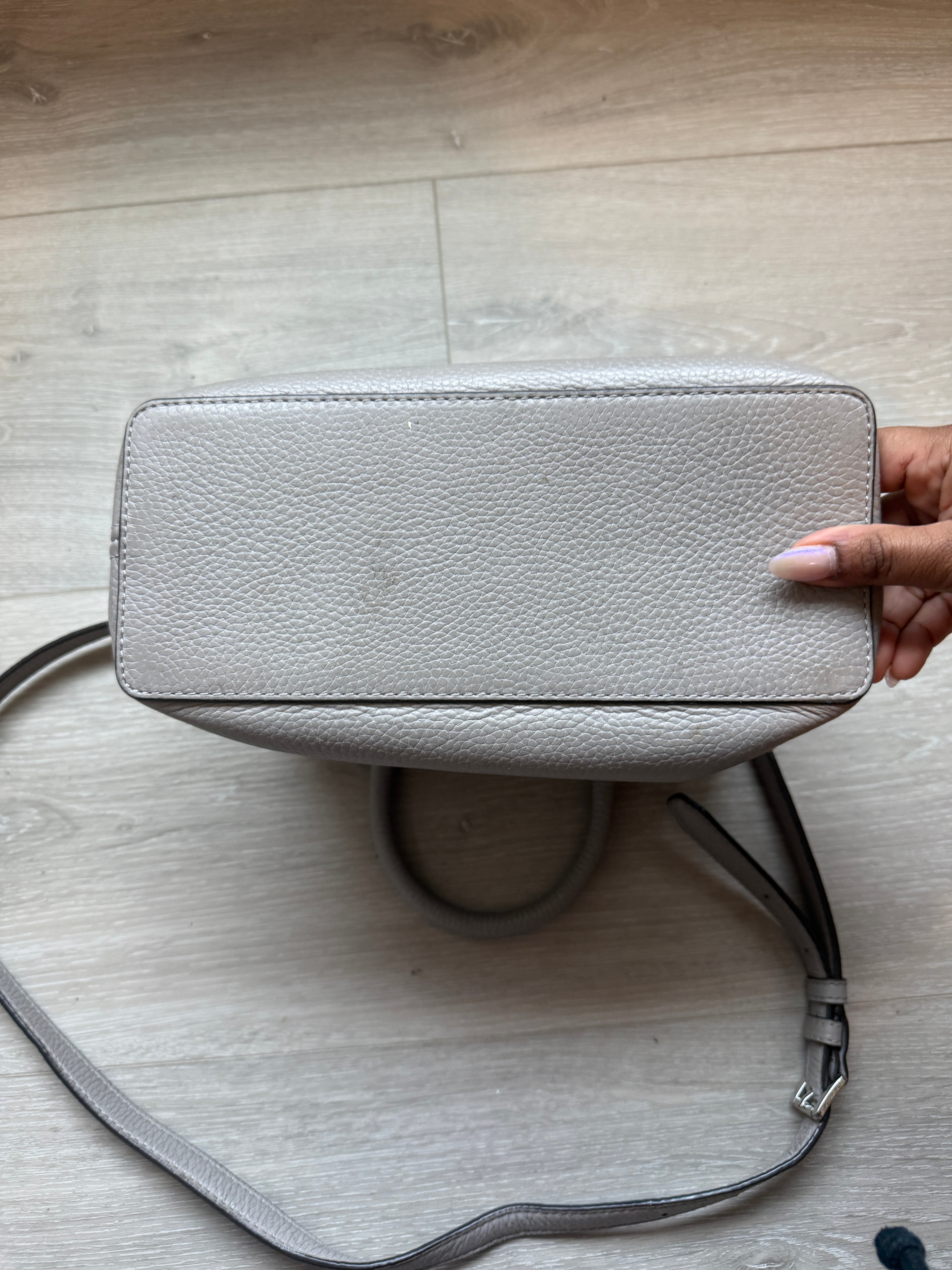 Michael Kors Grey Pebbled Leather Satchel Crossbody - photo 4