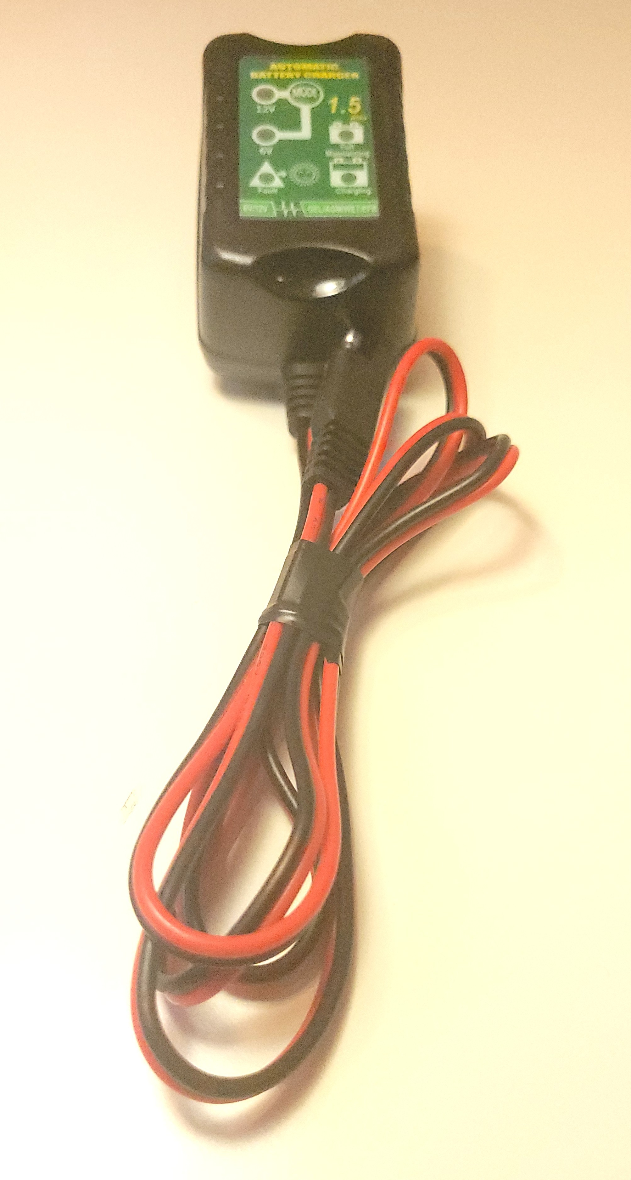 6V/12V 1.5A Automatic Smart Battery Charger & Trickle Maintainer - photo 3