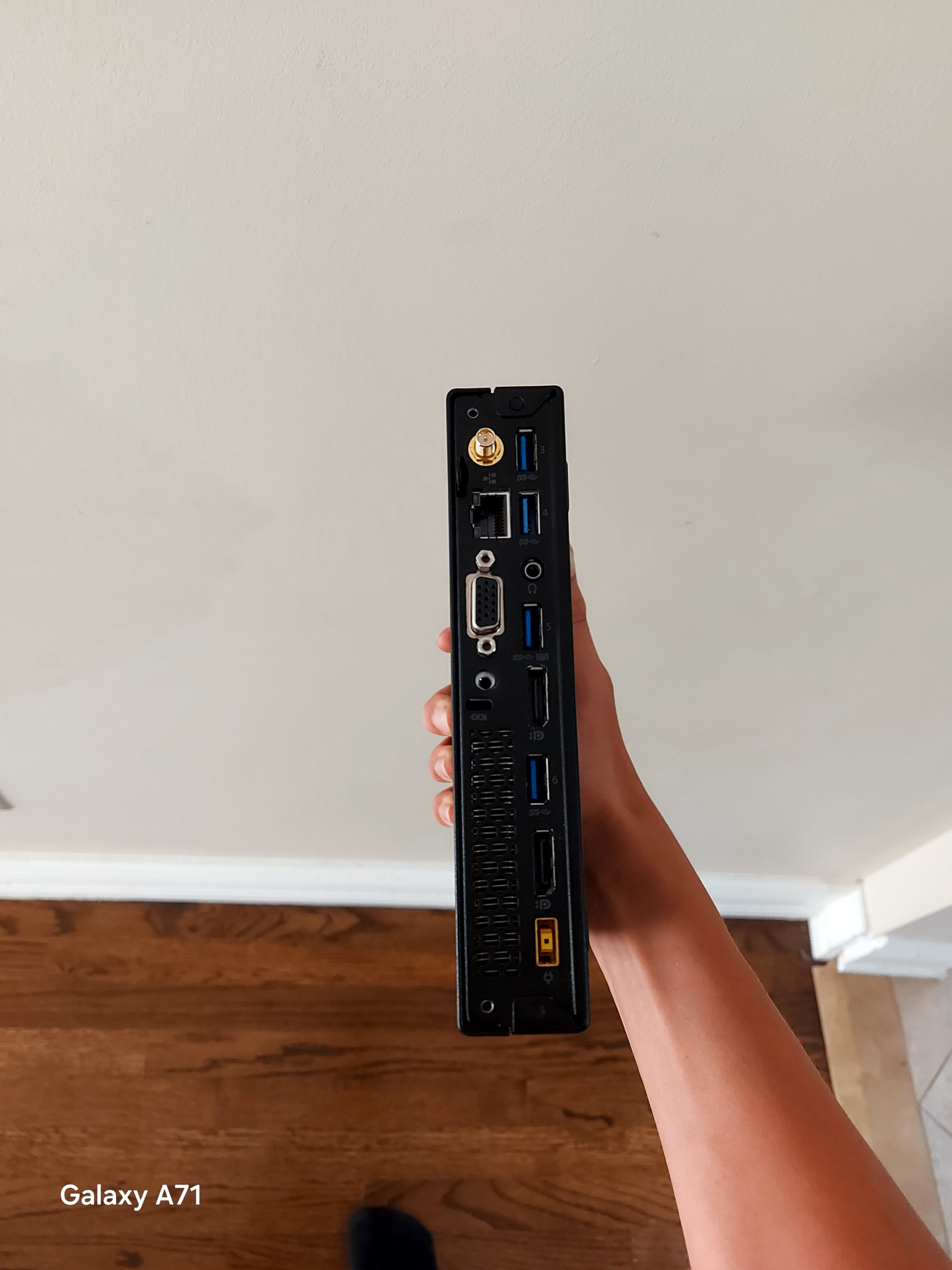Lenovo ThinkCentre M700 Mini PC