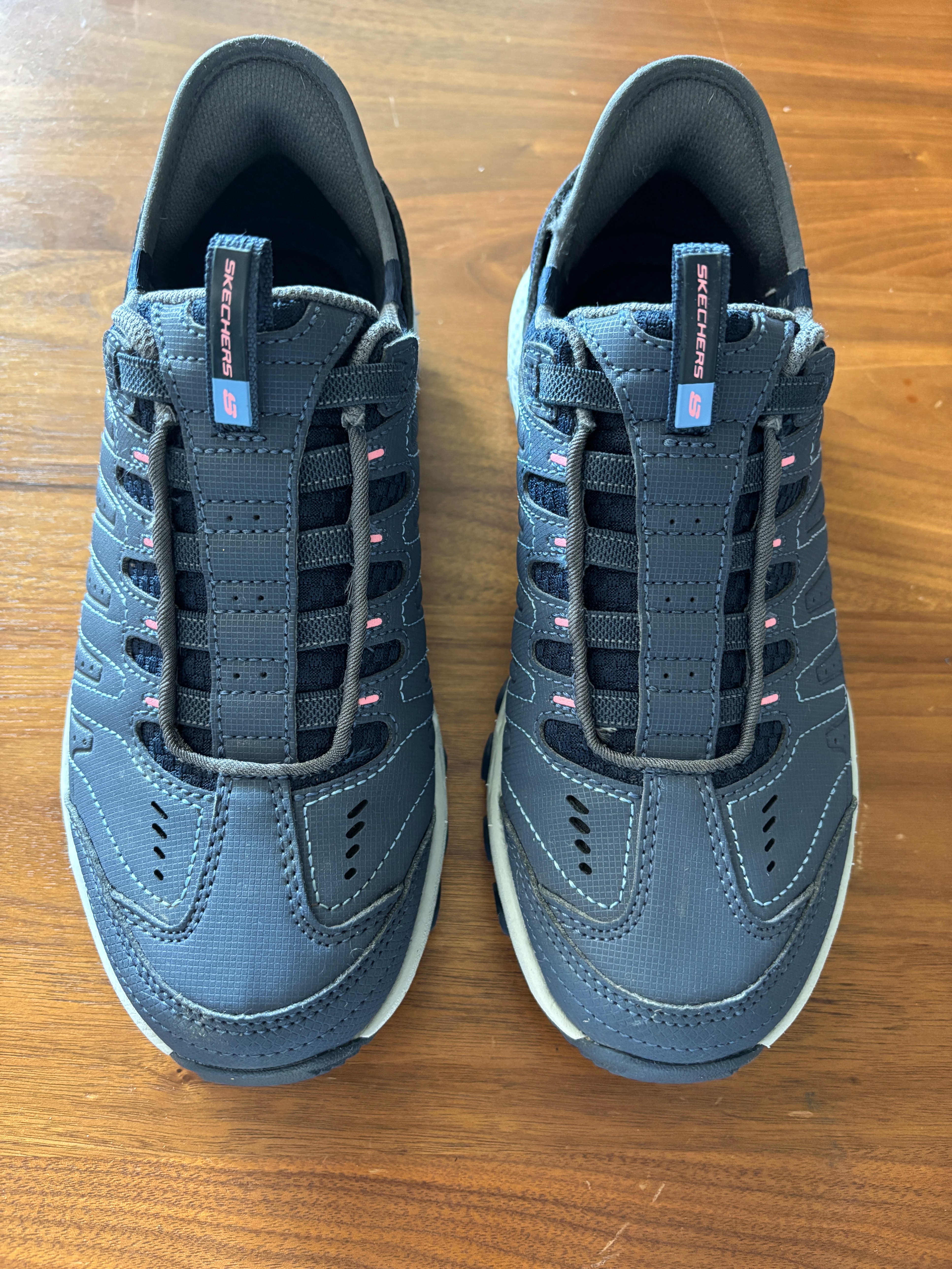 Skechers Hands Free Slip-ins Walking/Trail Shoes – Size 5.5 - photo 2