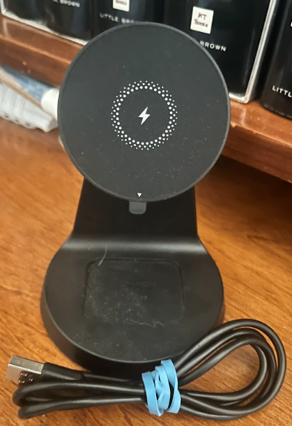 Black Charging Stand with USB Cable - photo 2