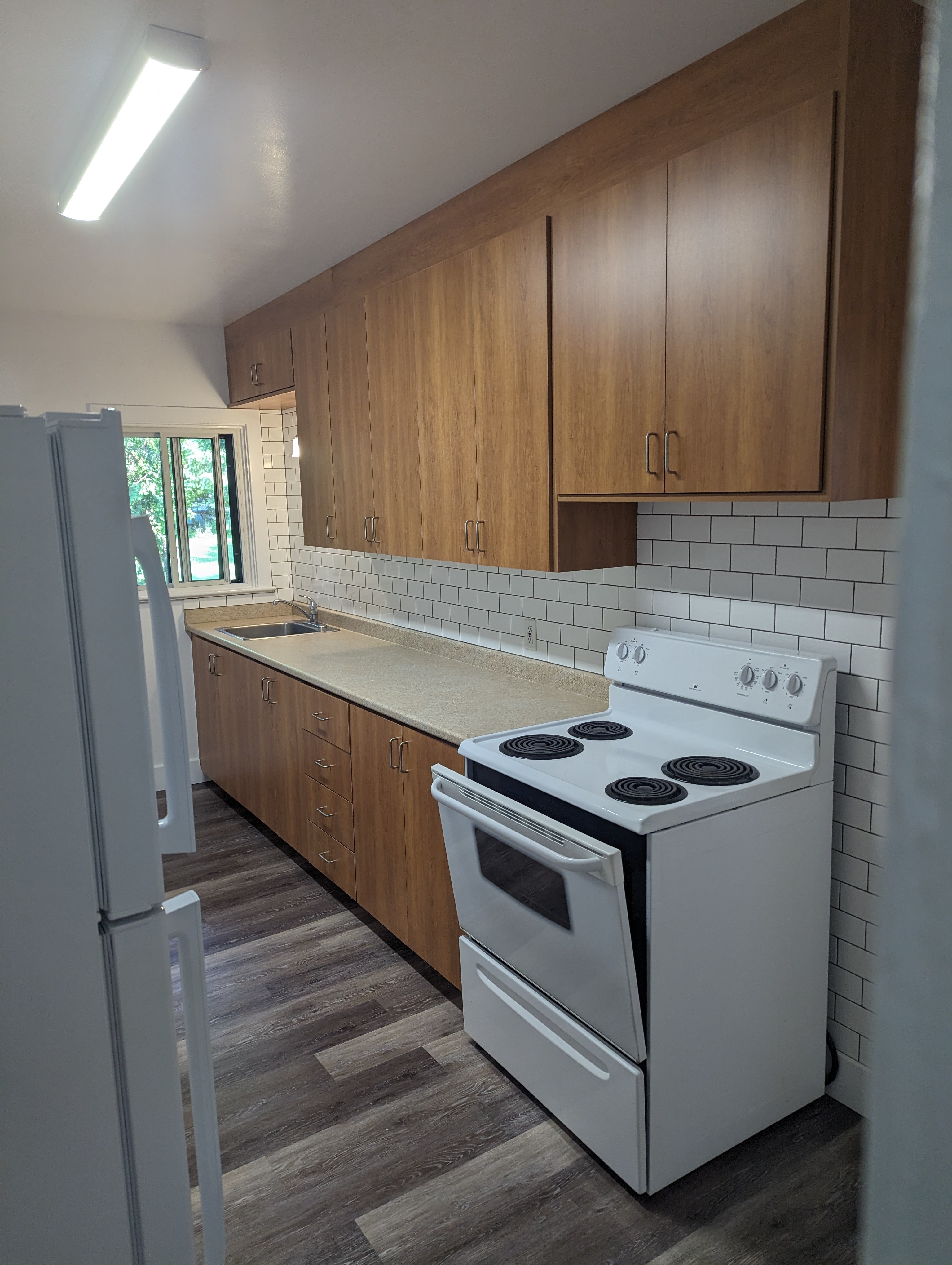 ALLISTON very LARGE 3 Bedroom 910 SF - photo 3