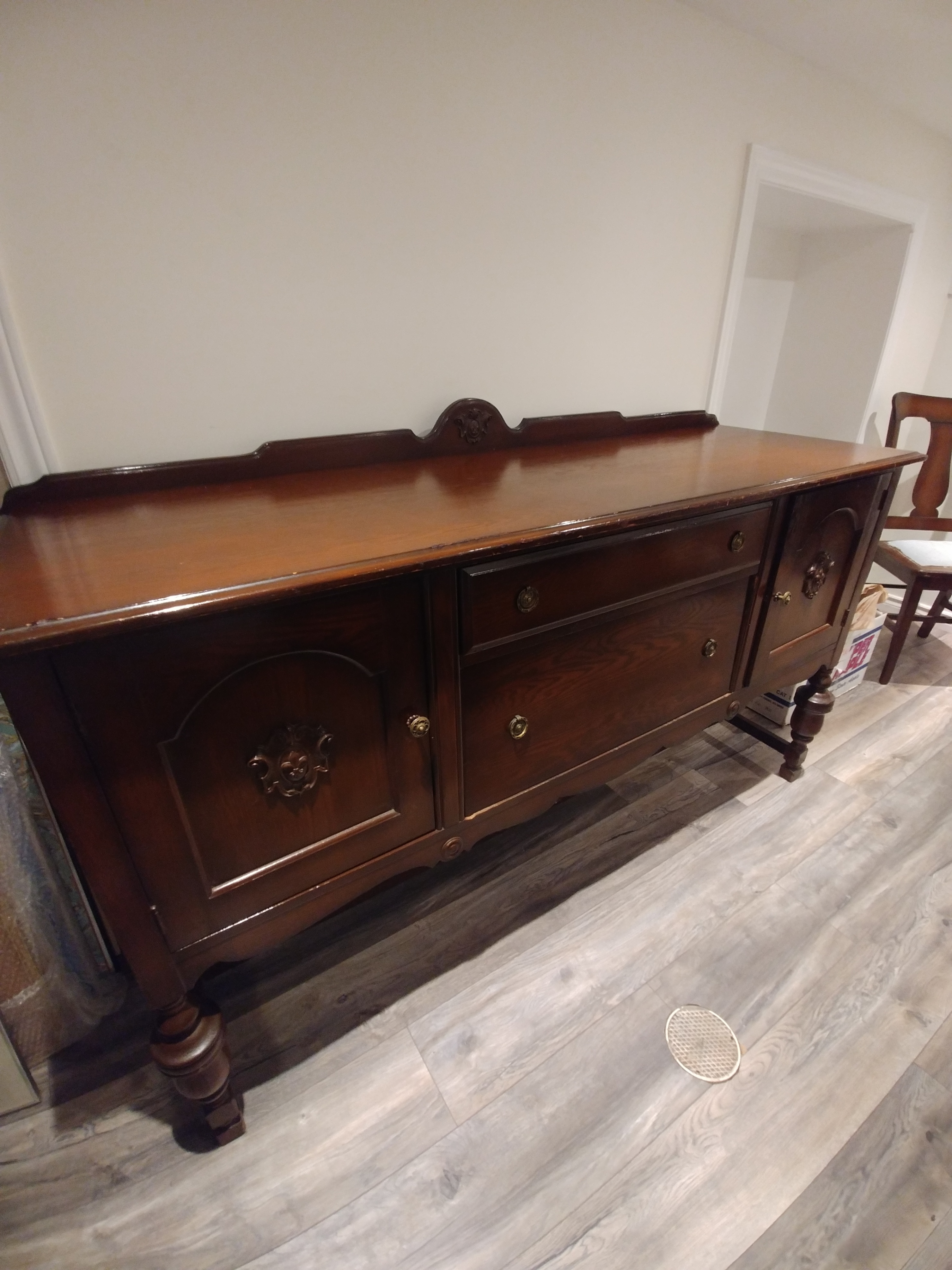 Antique Quebec Solid Wood Dining Set (9-Piece) - photo 2