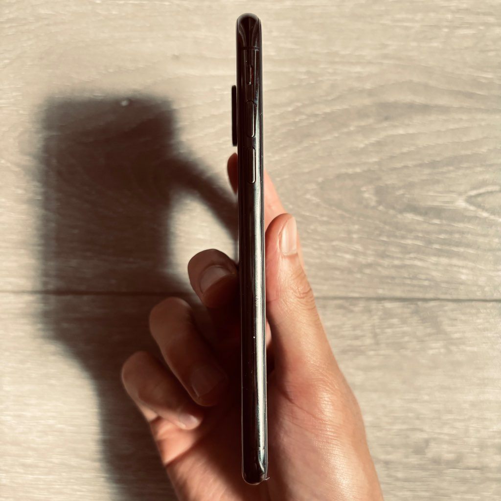 iPhone X - photo 5