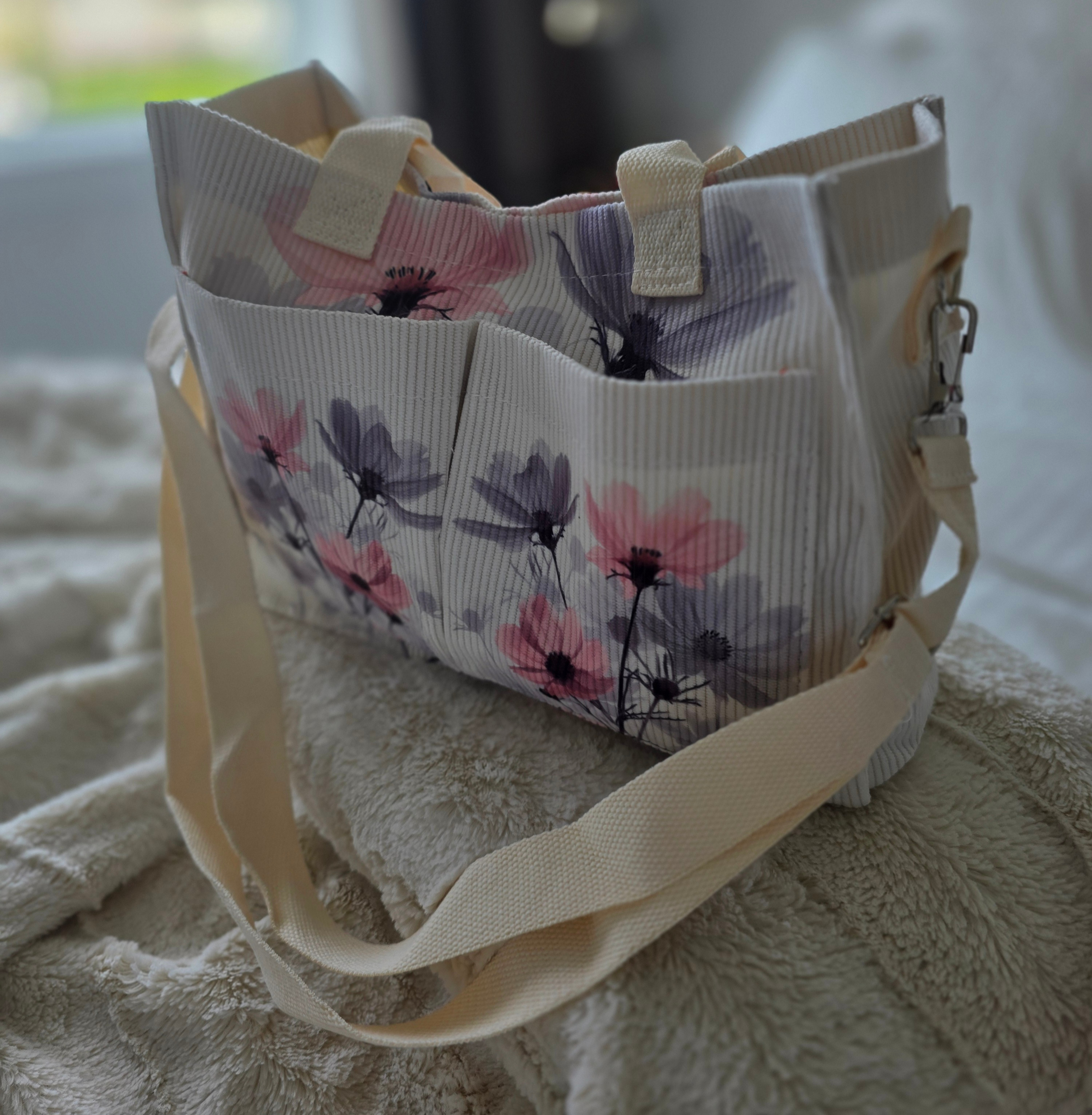 Ladies-Medium-Summer Style "Pink-Gray Floral" Corduroy Tote Bag - photo 3