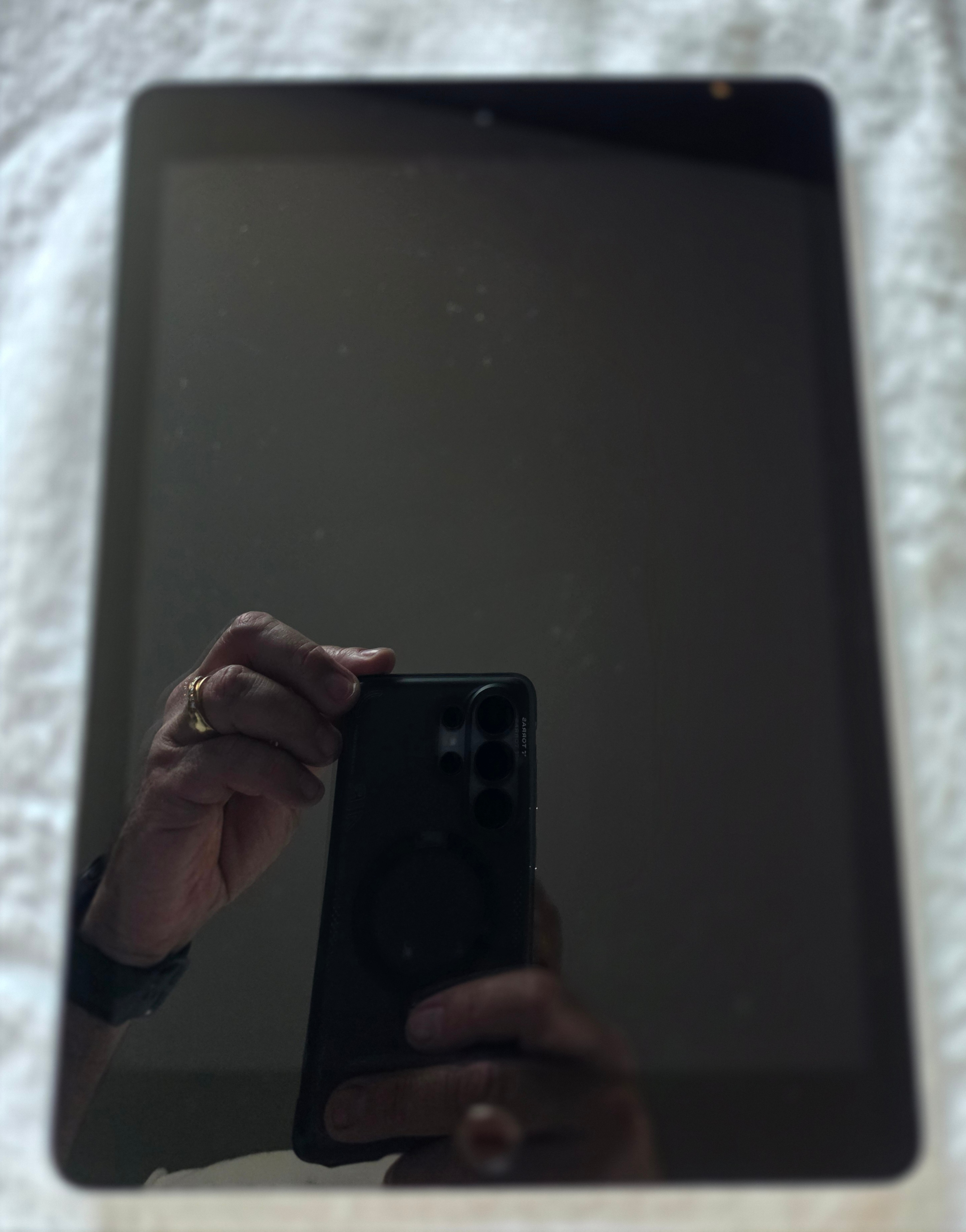 iPad 6th Gen 9.7" 32GB WiFi 98% Battery Health 35 Charge Cycles - photo 2