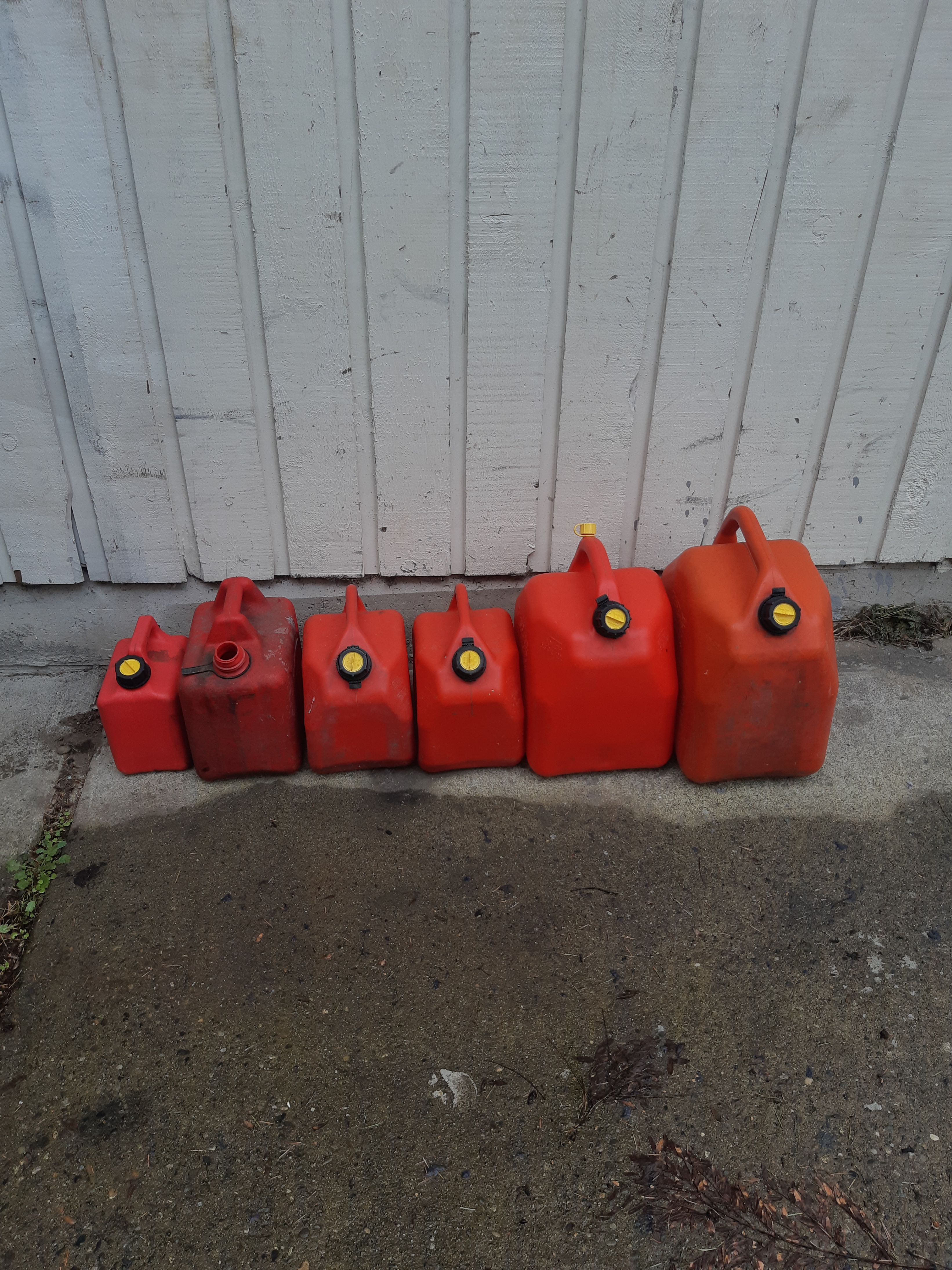 Jerry Gas Cans ( C ad 4 Prices)