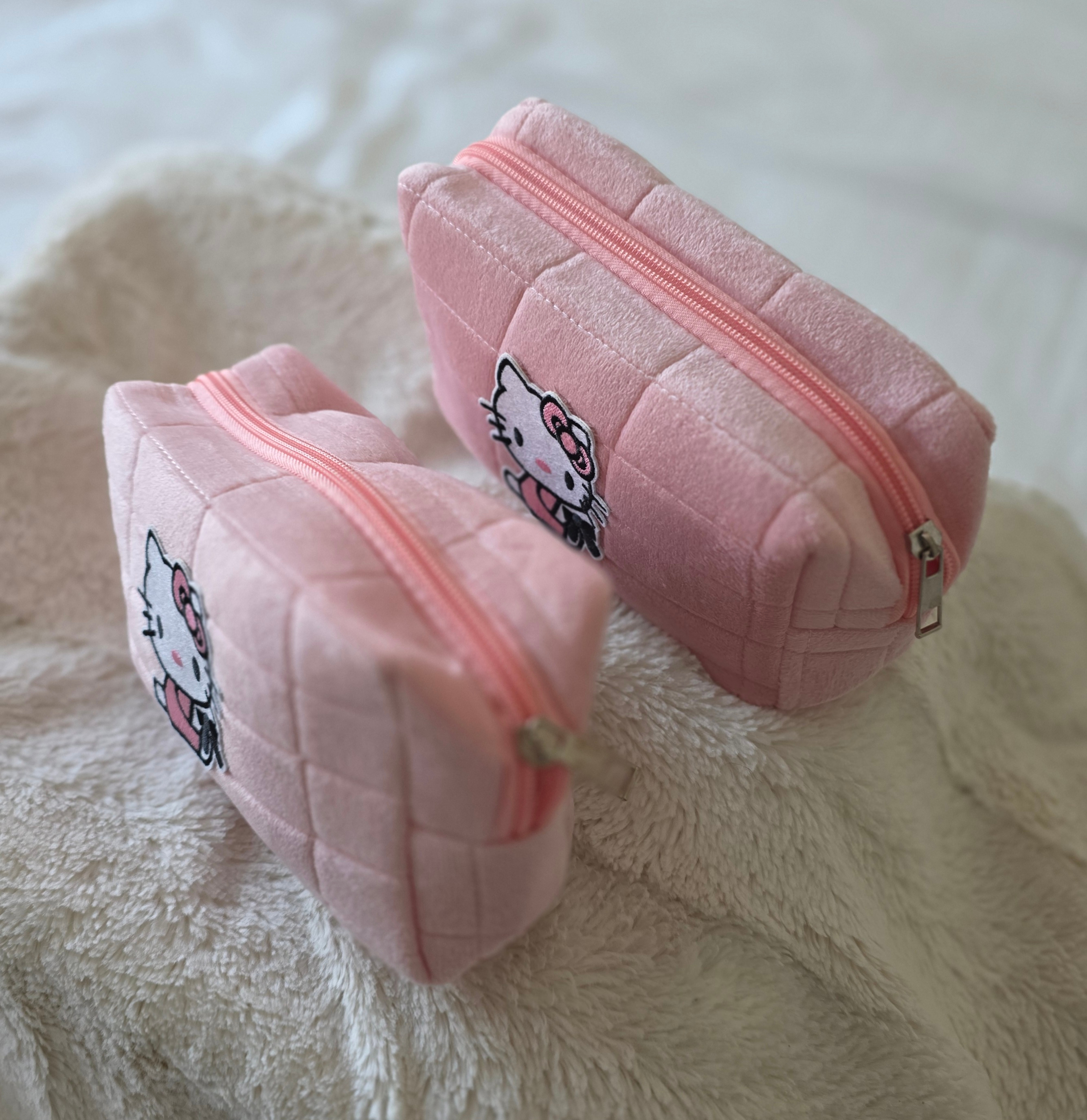 Pink "Hello Kitty" 2 Pack-Plush Makeup Bag/Toiletry-BRAND NEW! - photo 3