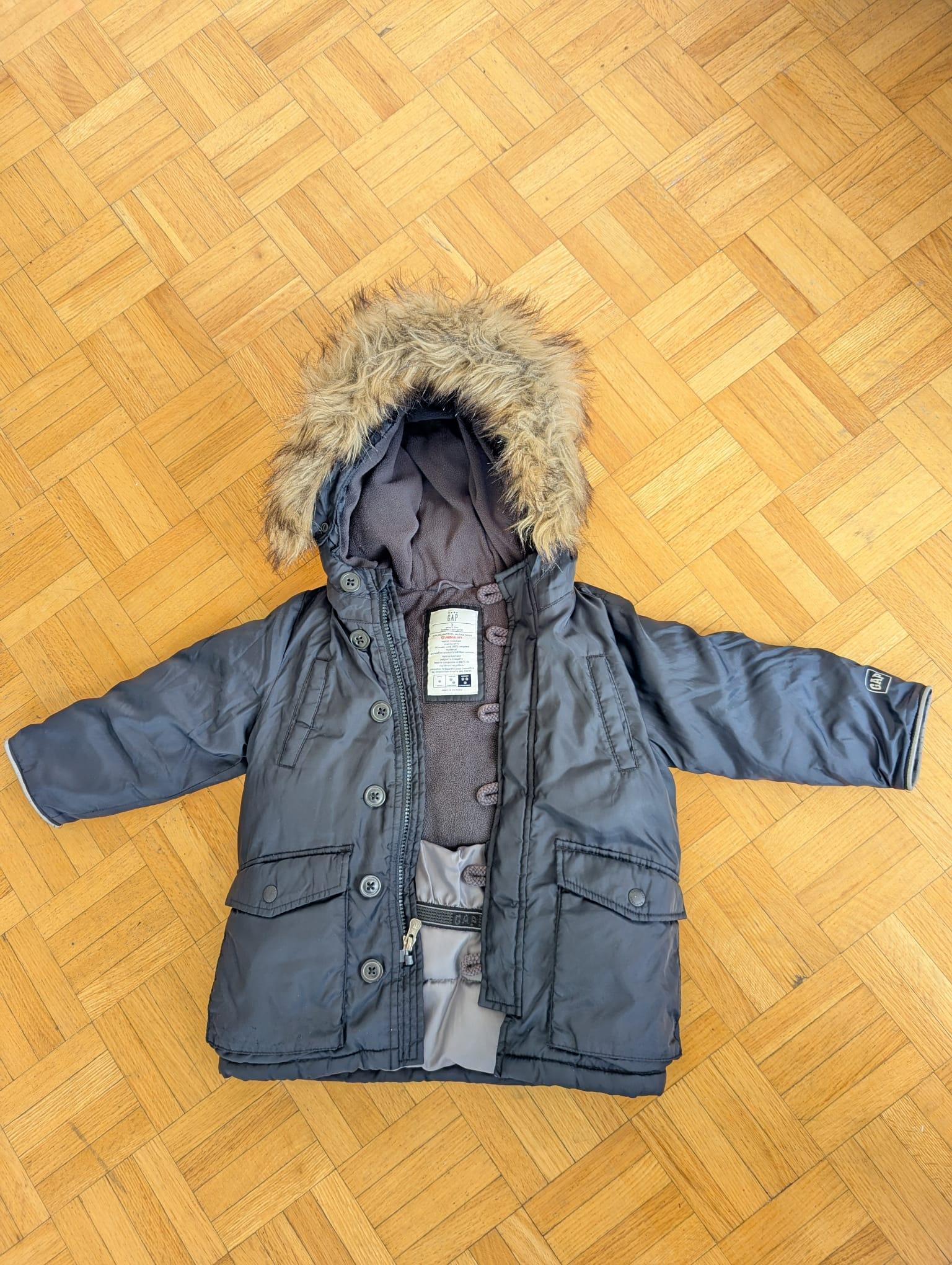 Baby GAP & Carter's Toddler Winter Jackets – Great Condition - photo 2