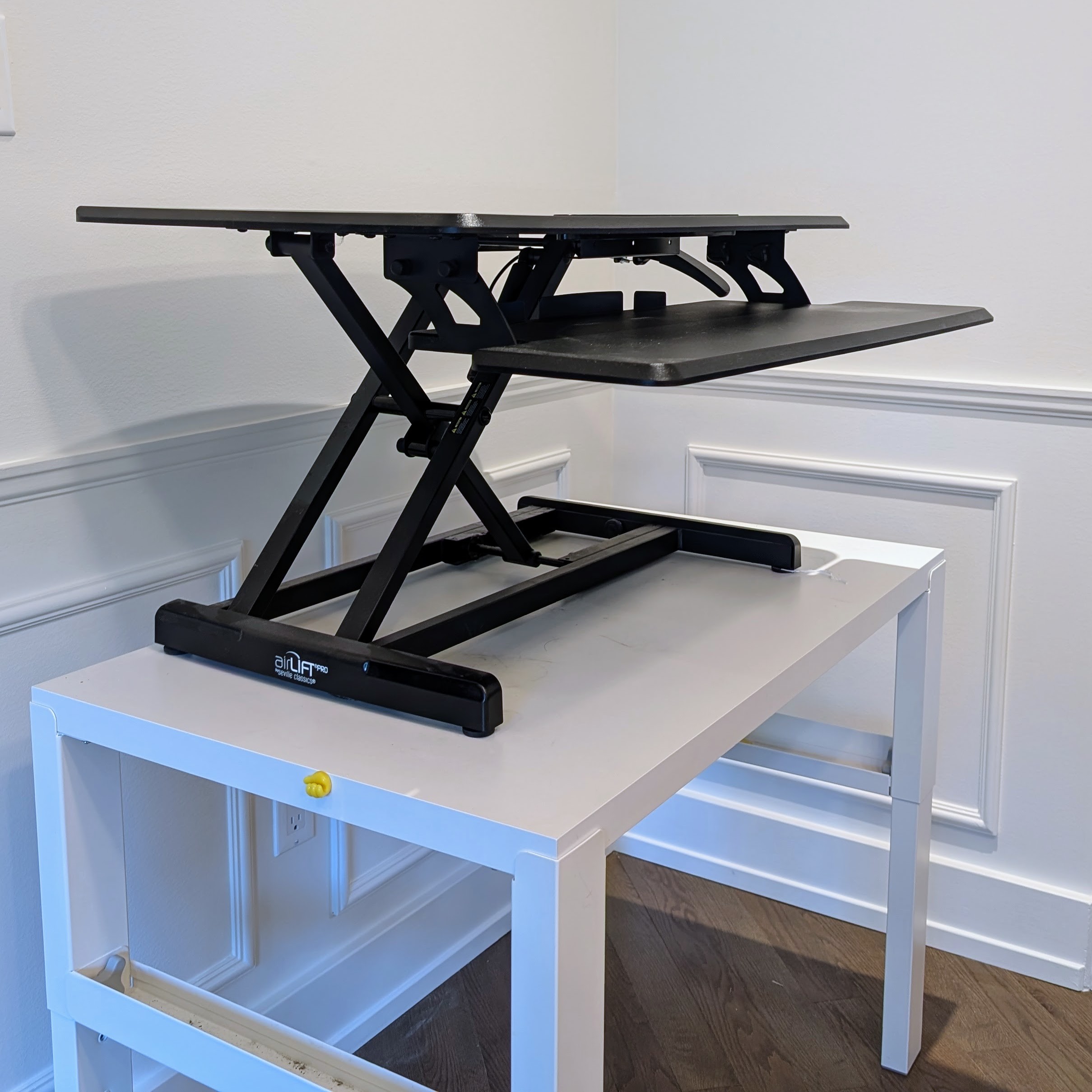 Airlift Pro Standing Desk Converter