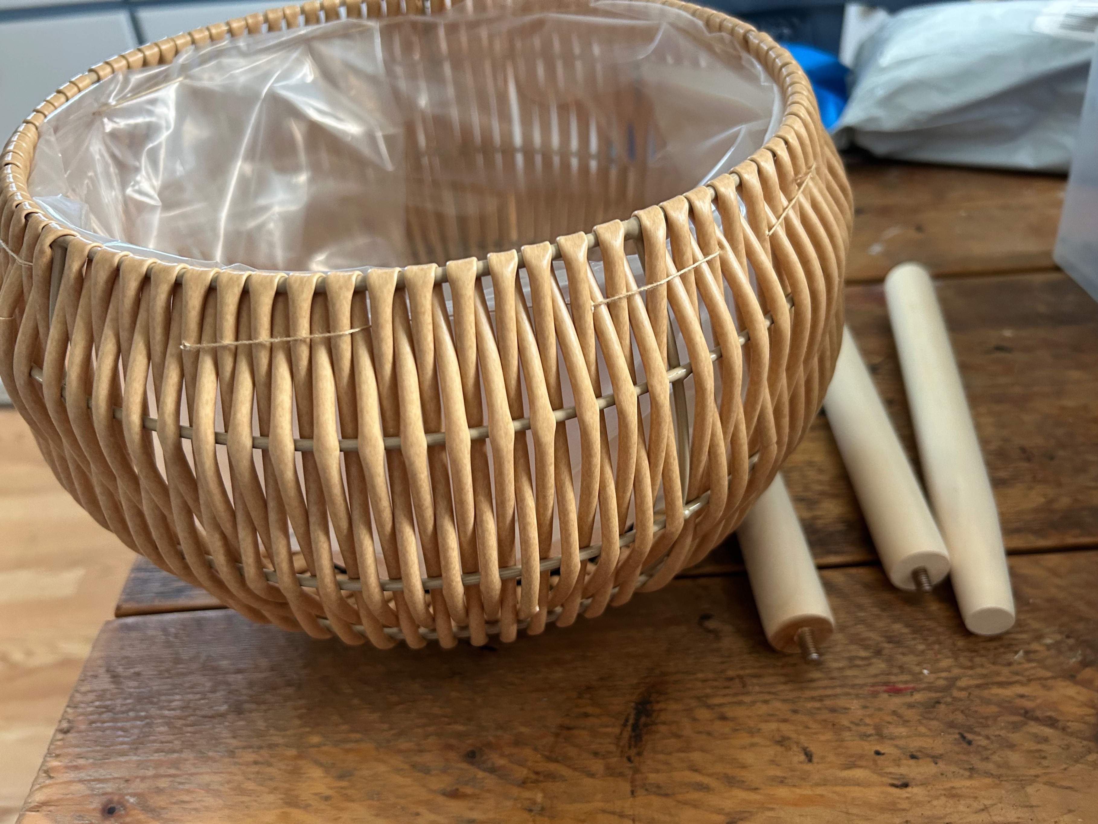 Wood/Rattan Raised Planter - photo 2