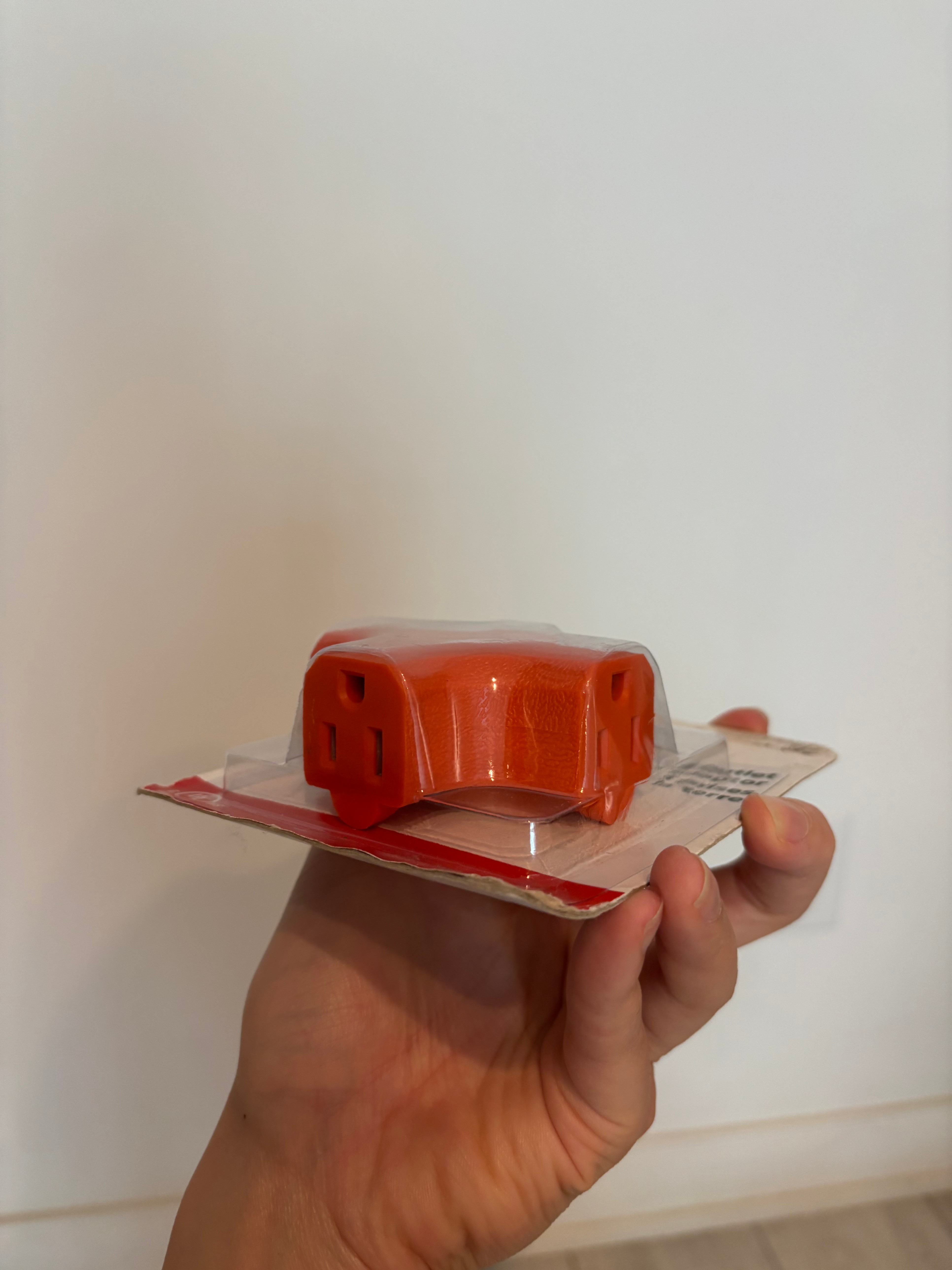 3 Outlet Grounded Adaptor - photo 3
