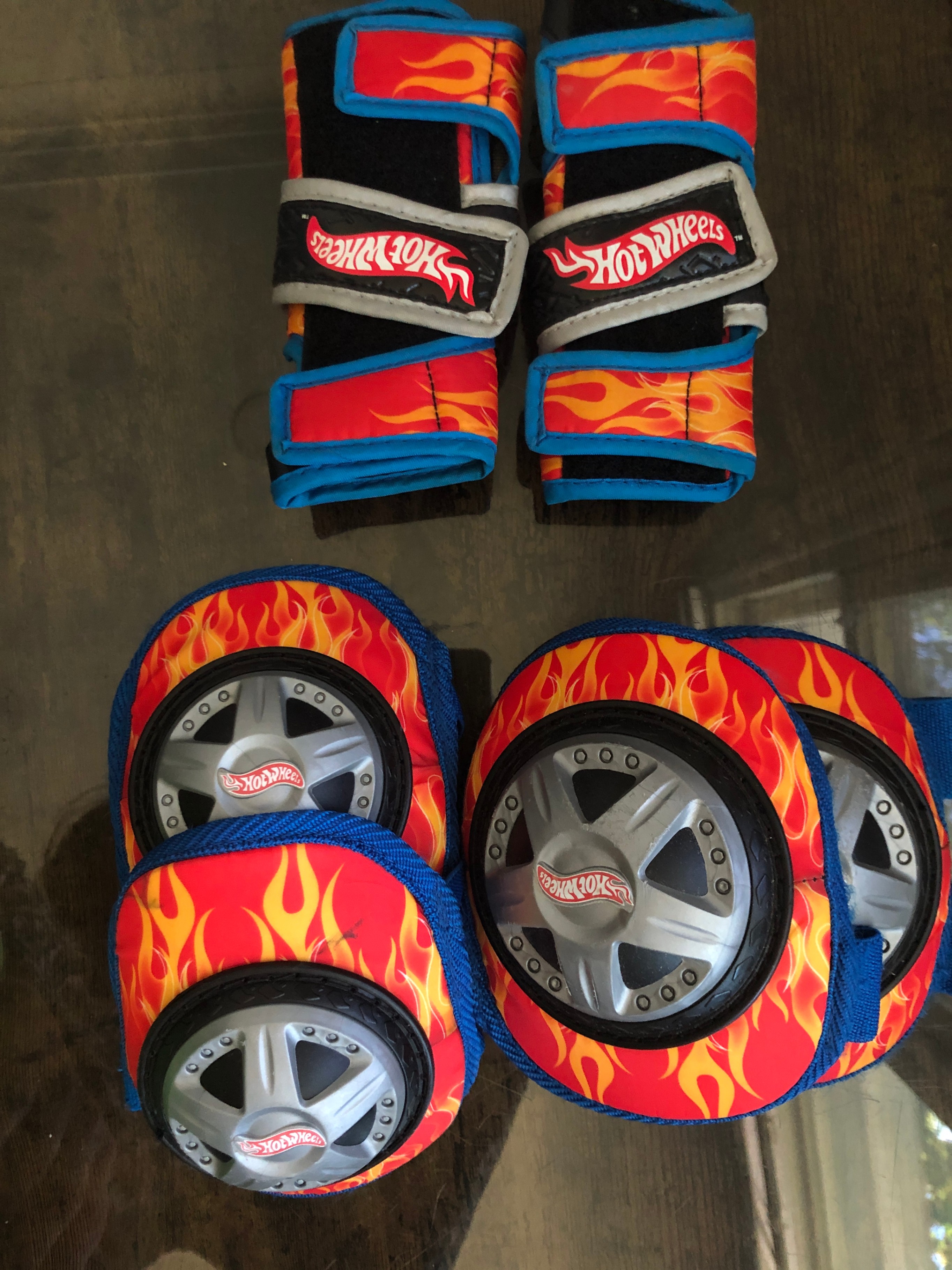 Kids Inline skate or bycycle Protective gear Set